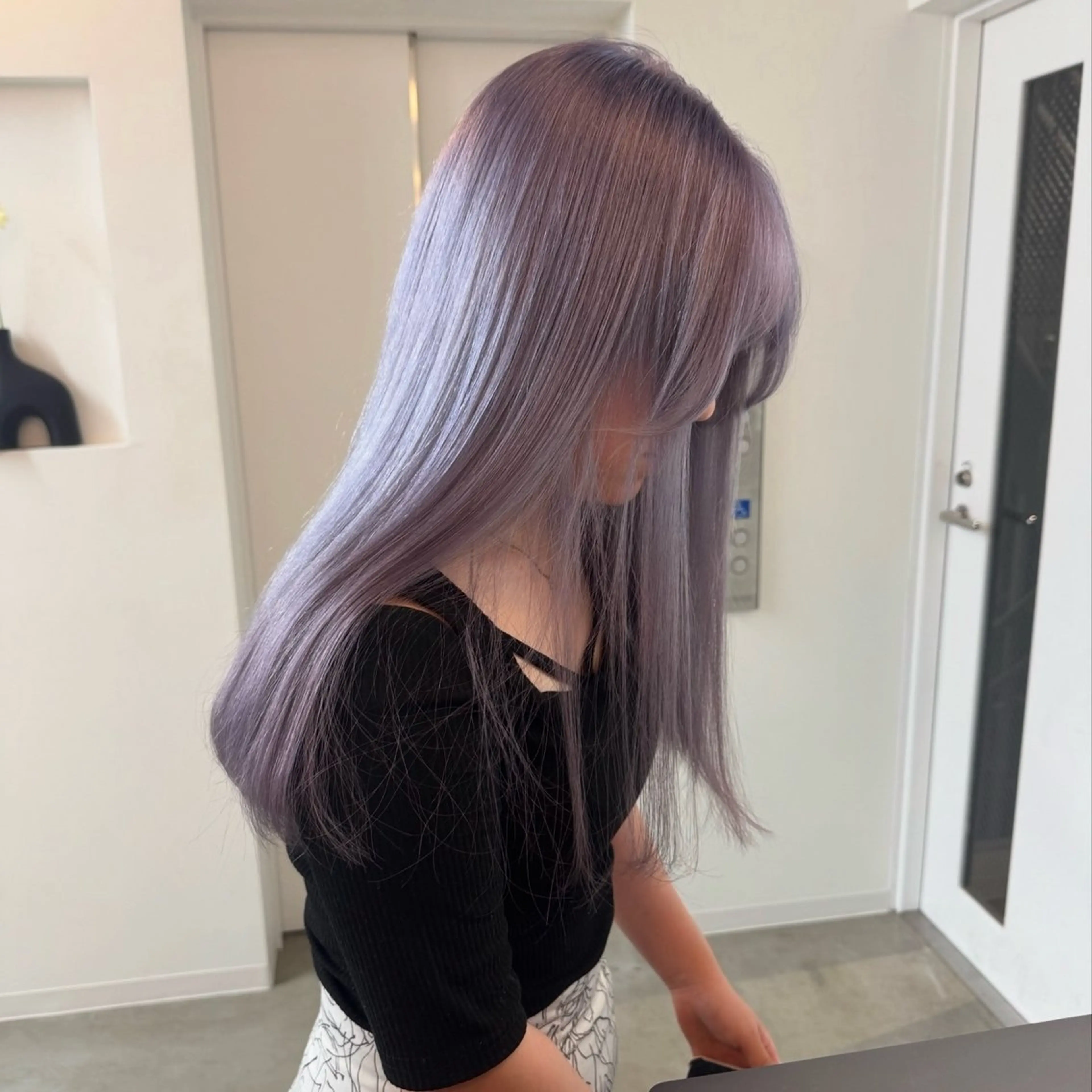 ラベンダー🪻リタッチブリーチ+オンカラー+トリートメント✨の写真
