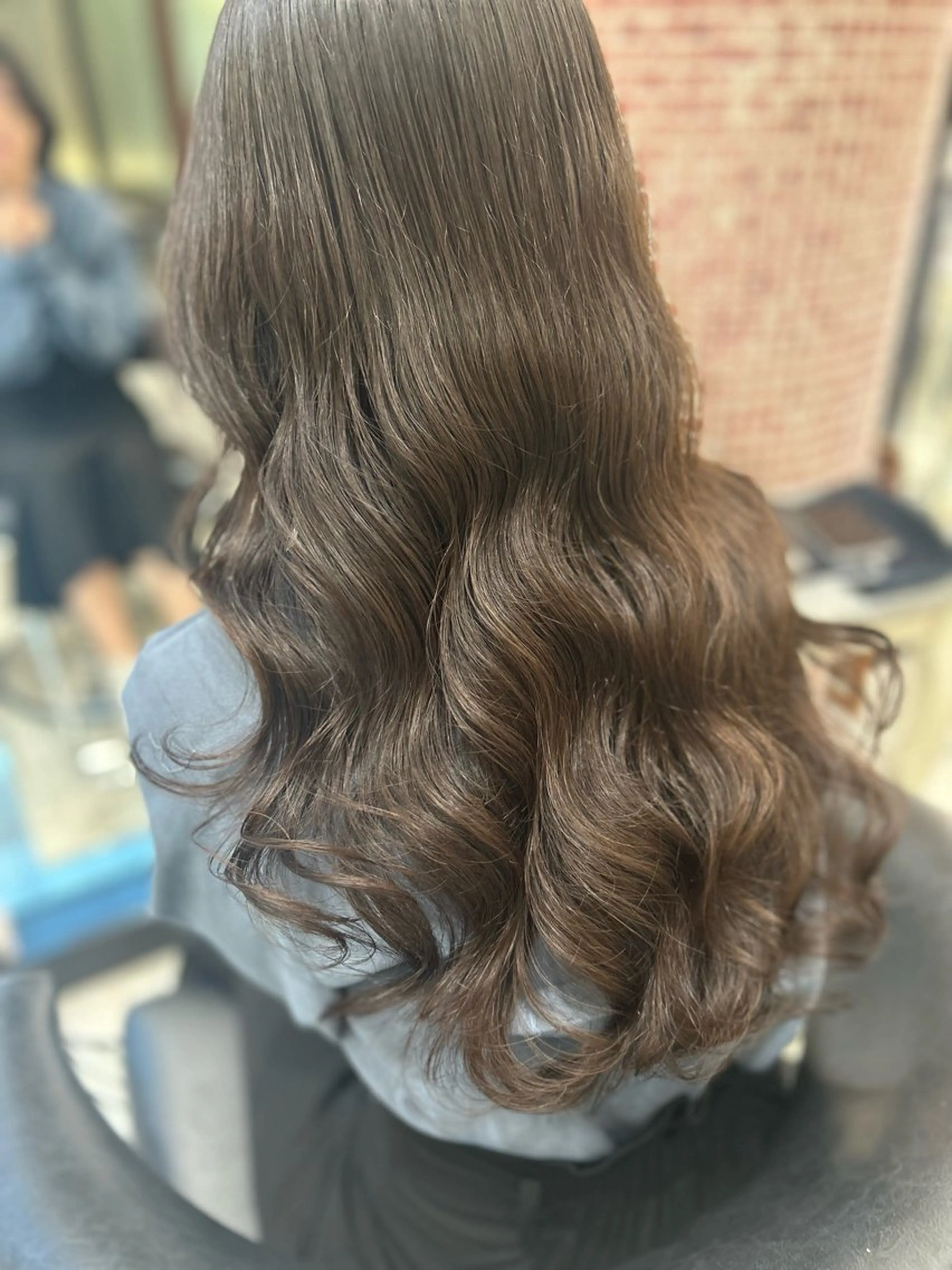 セミロング パーマ カット パーマ 垢抜けヘア 韓国ヘア銀座近下菜央のヘアスタイル