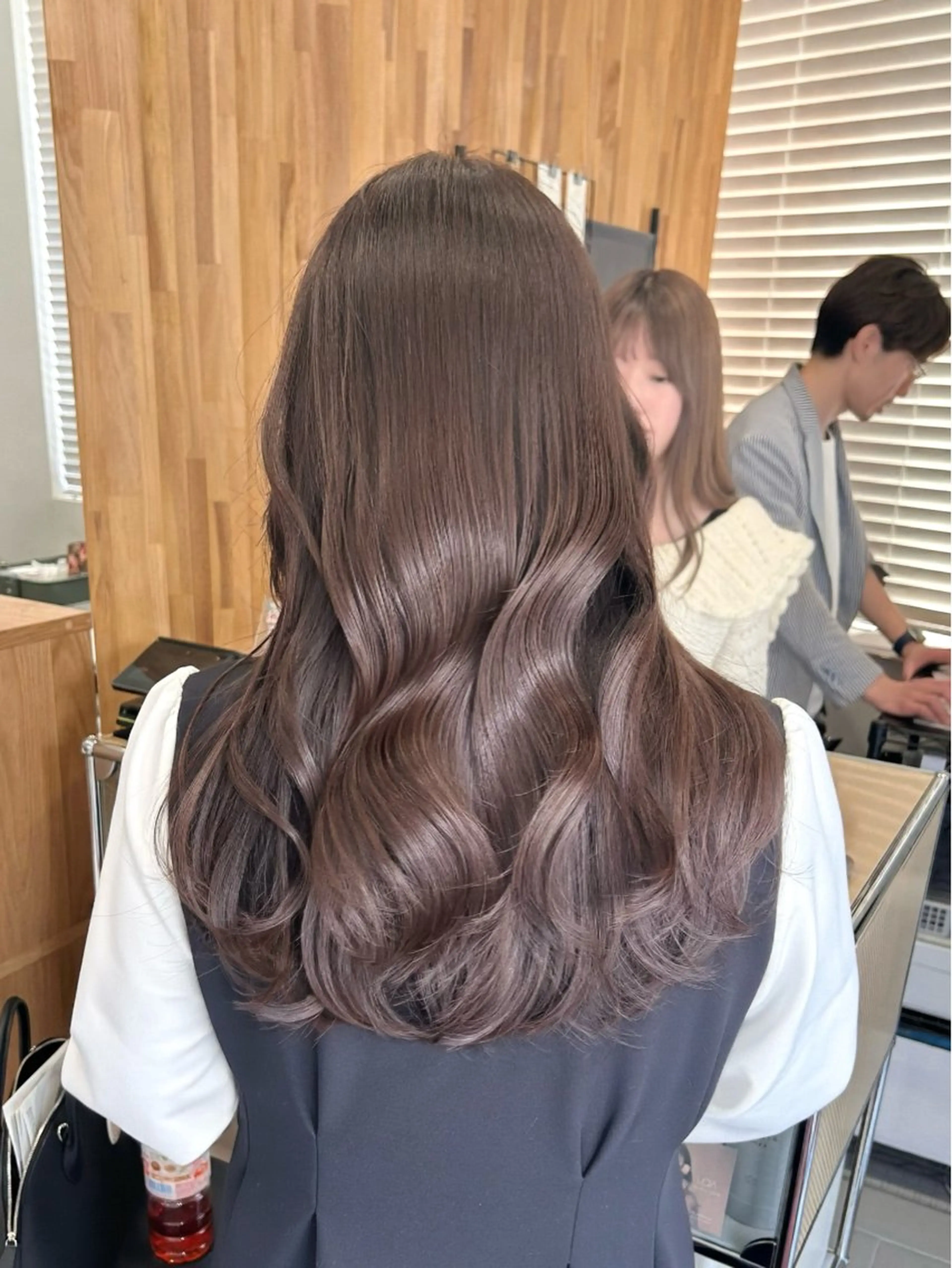 セミロング カラー カット ヘアカラー トリートメント ぱつっとボブ/ 小野あかねのヘアスタイル