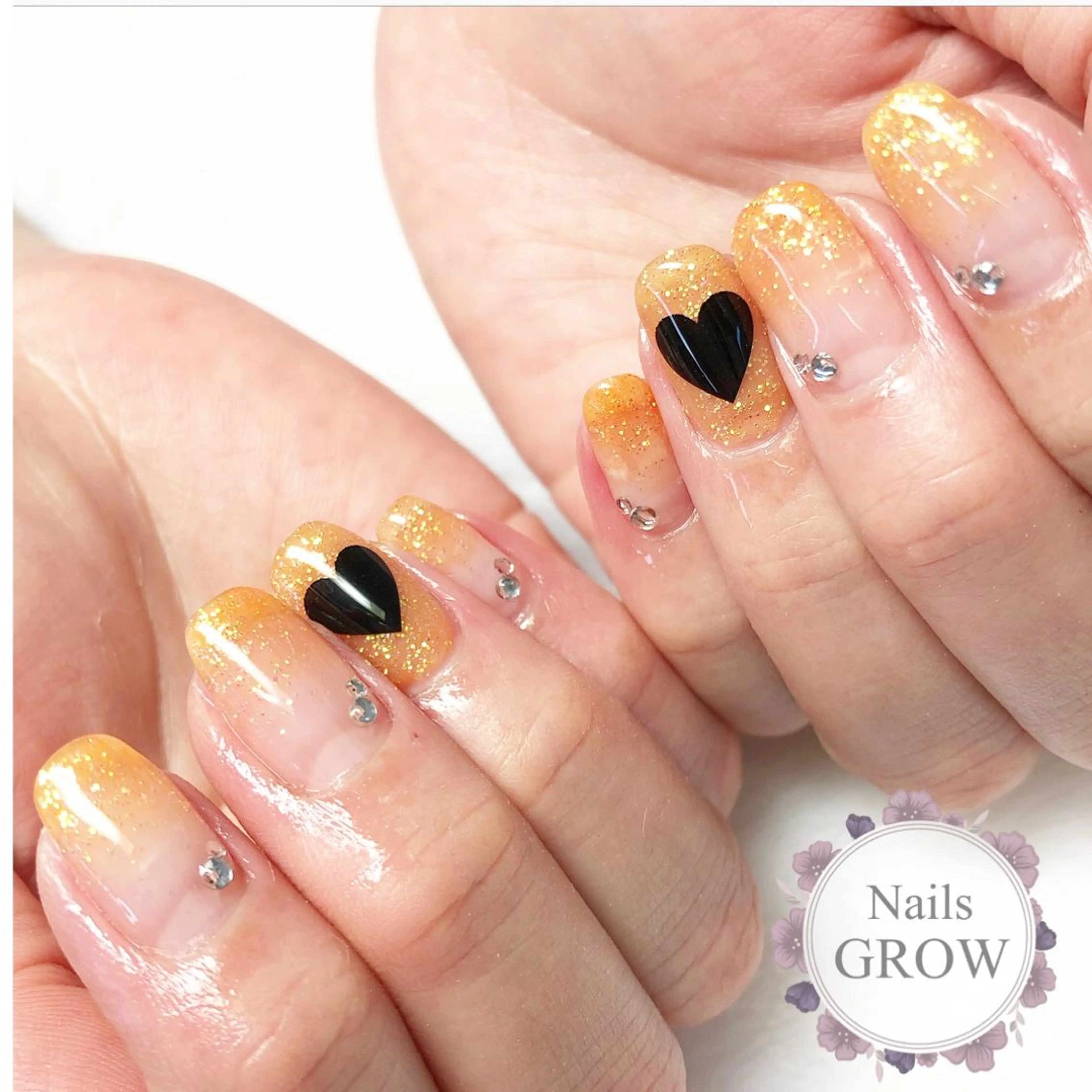 ネイル ハート ストーンネイル ハンドネイル Nails GROWのネイルデザイン