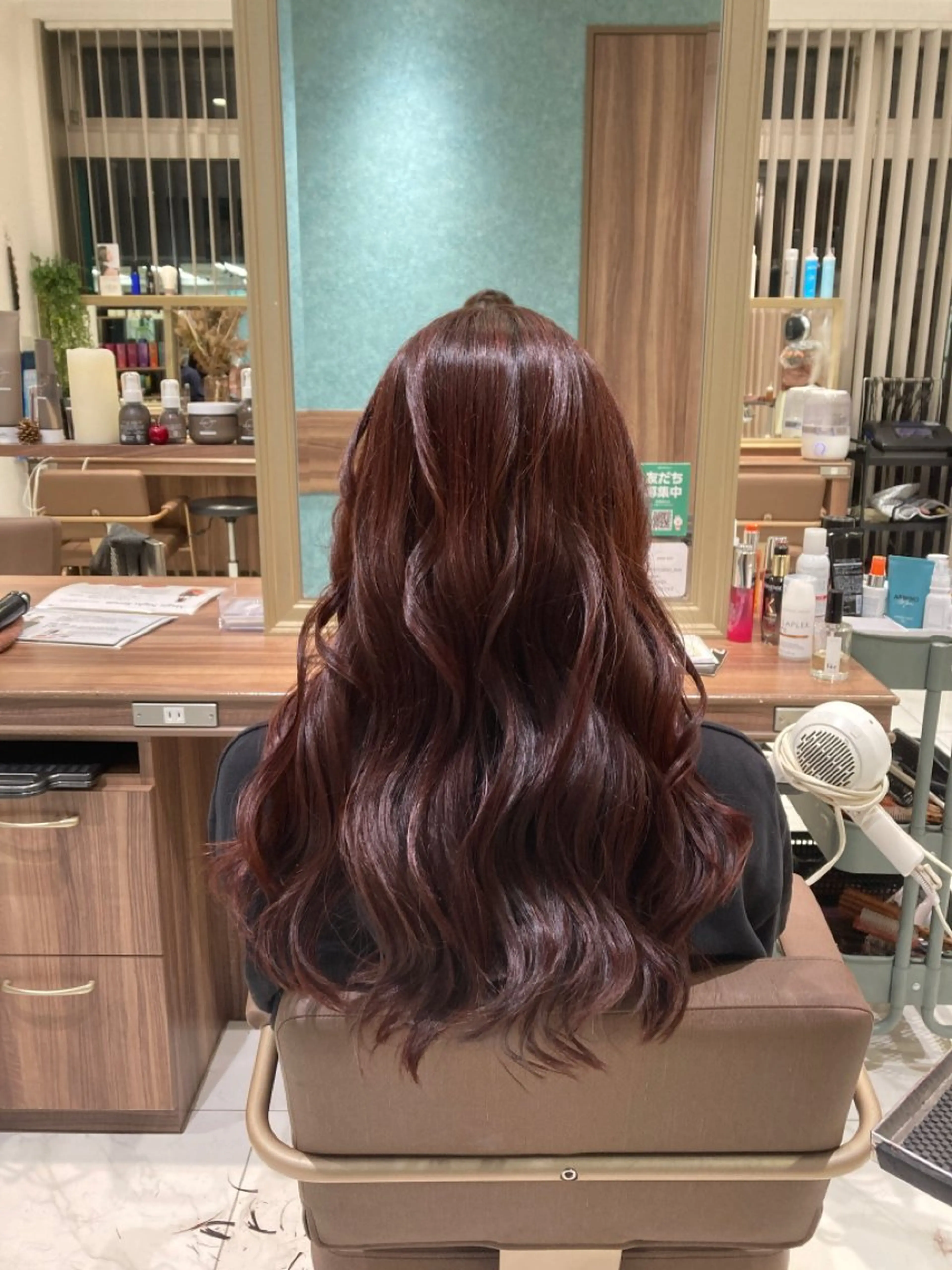ロング カラー 齊藤 久恵のヘアスタイル