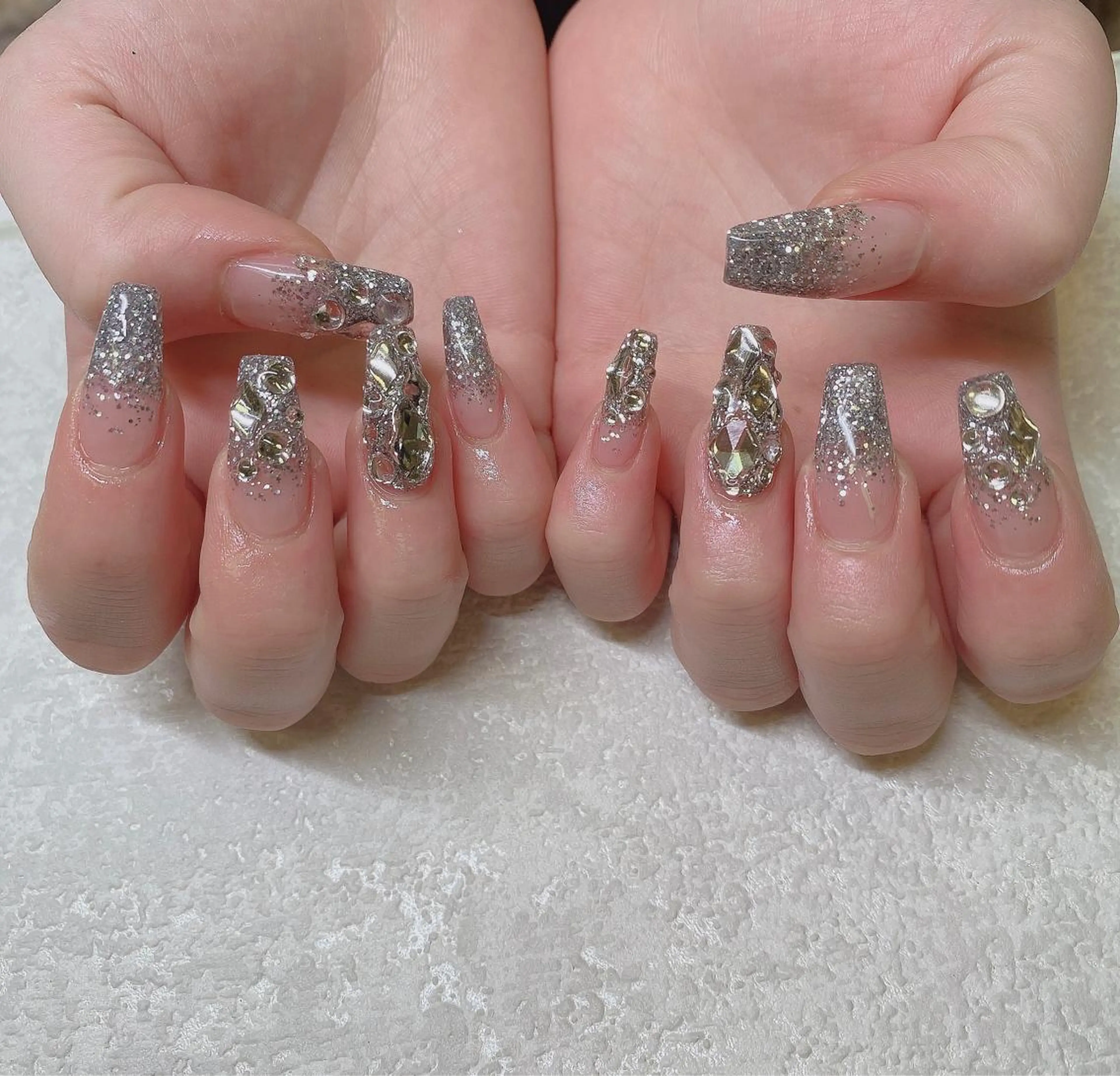 ミディアム ハンドネイル JNA認定講師🌸 RIEのネイルデザイン