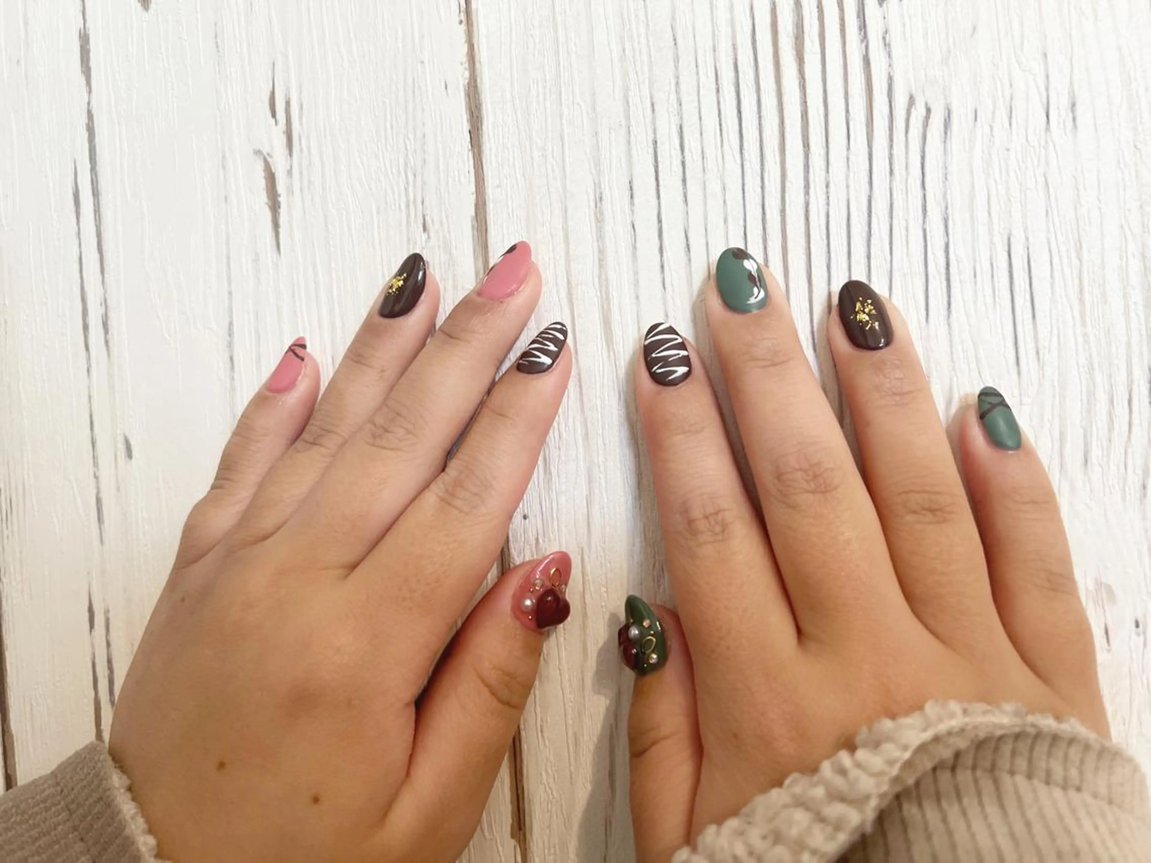 ネイル ハンドネイル 渡邊 亜貴のネイルデザイン