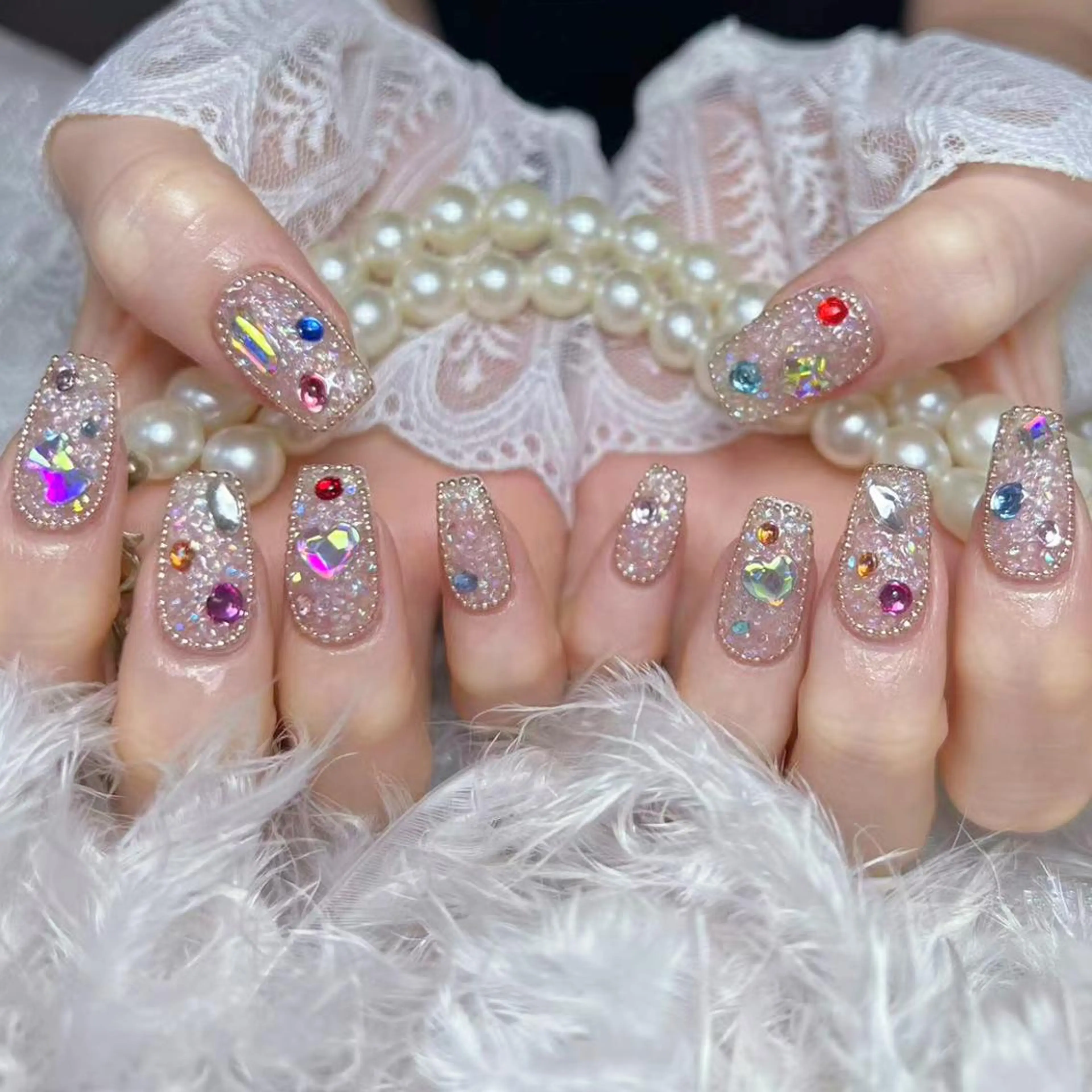 ネイル アートネイル オーロラネイル ガーリー キラキラネイル 韓国ネイル ハンドネイル DIAMOND Nail🥇のネイルデザイン