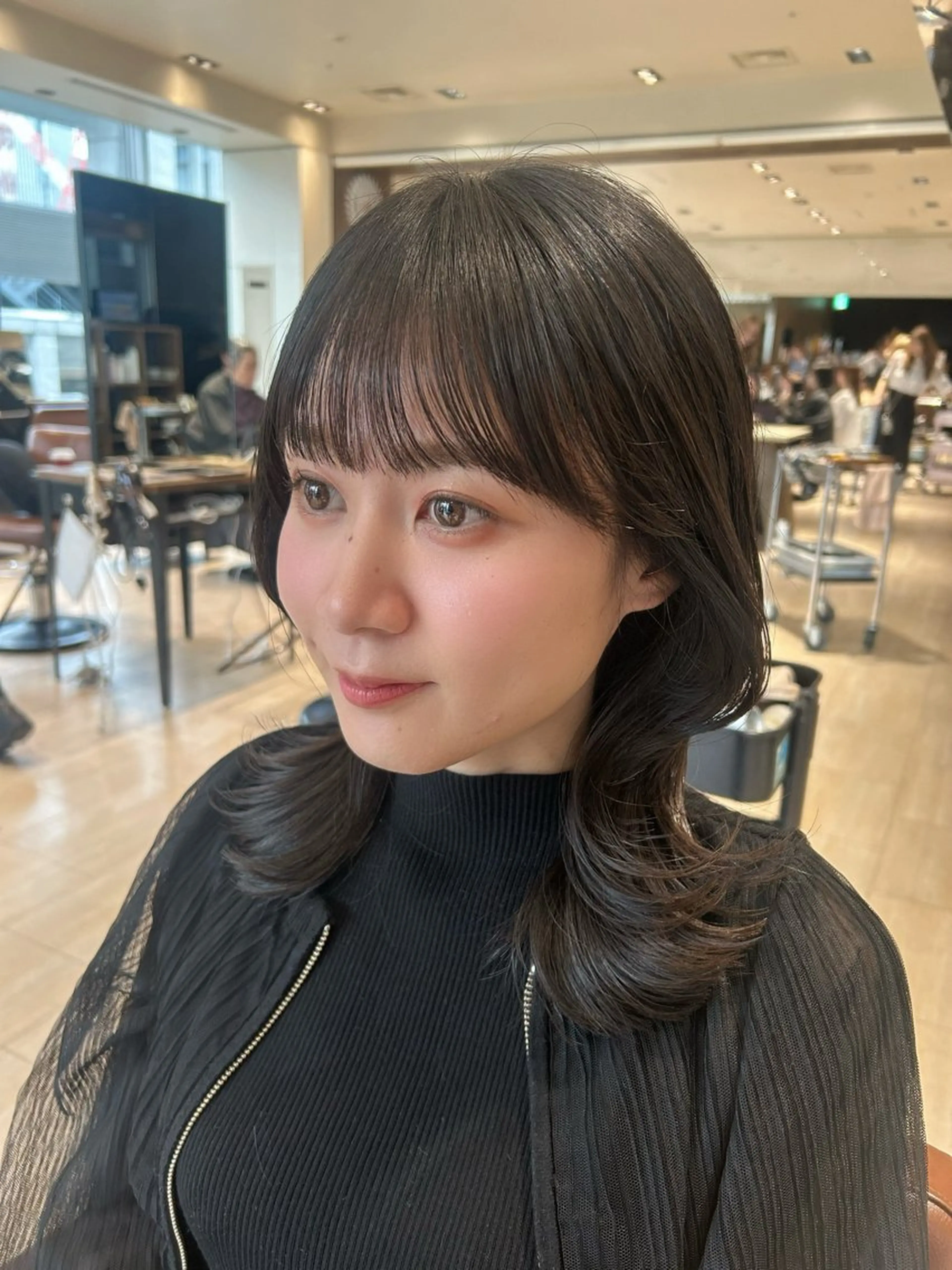 ミディアム カット ヘアカラー トリートメント 🎀大竹美侑/顔まわ りカット/レイヤーのヘアスタイル