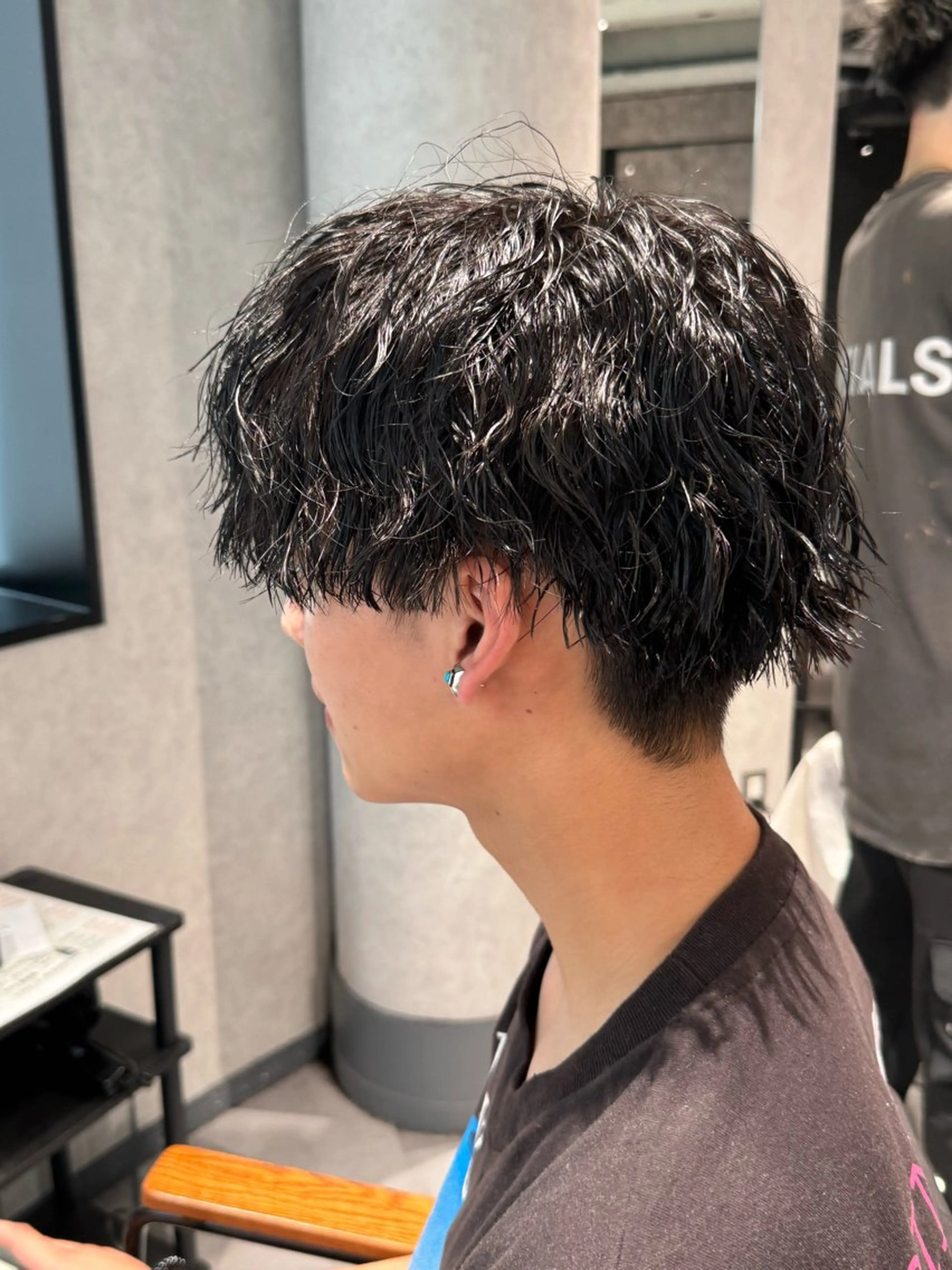 パーマ メンズ 韓国特化🇰🇷愁斗 センターパートパーマのヘアスタイル