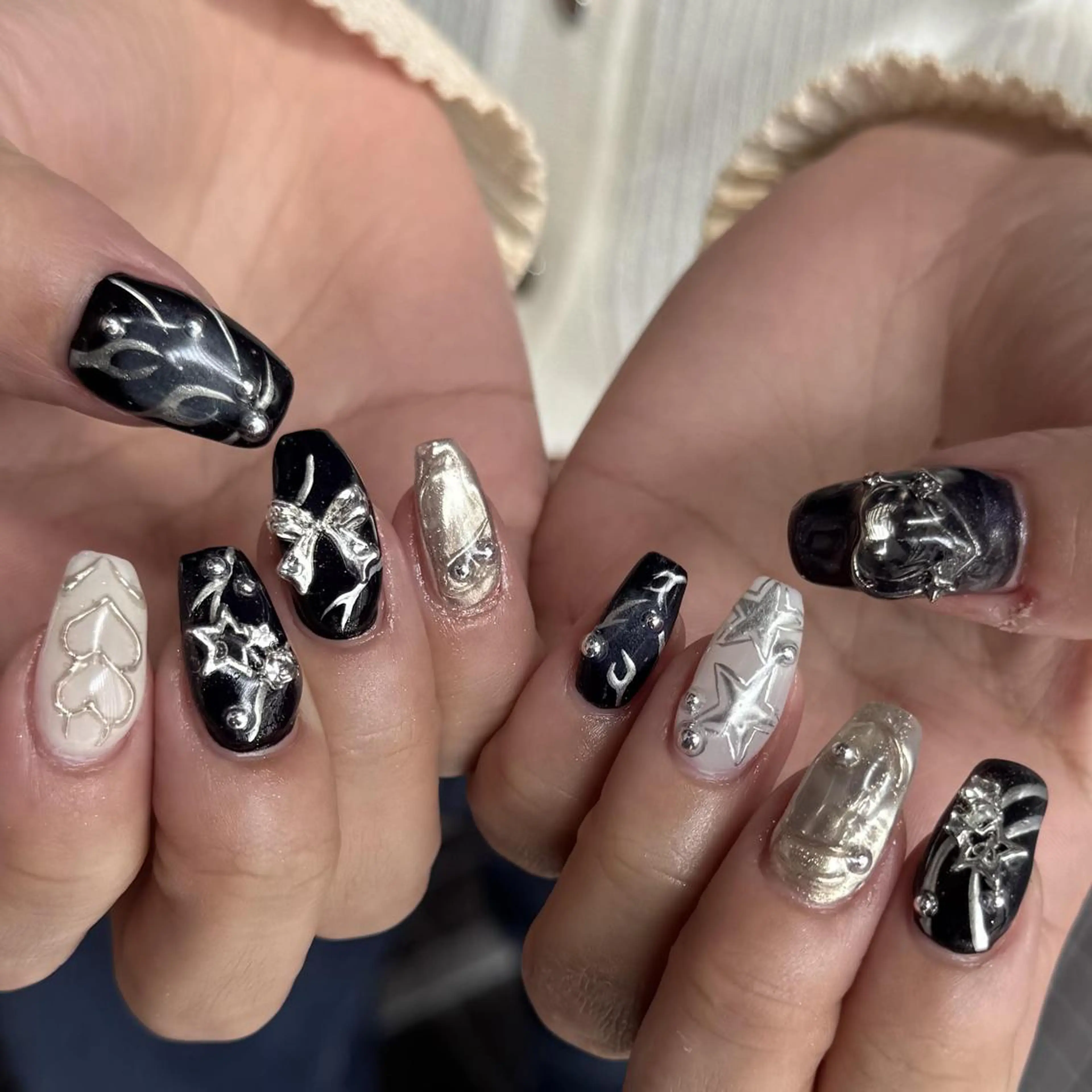 ミディアム ハンドネイル ゆびノさき 天王寺のネイルデザイン