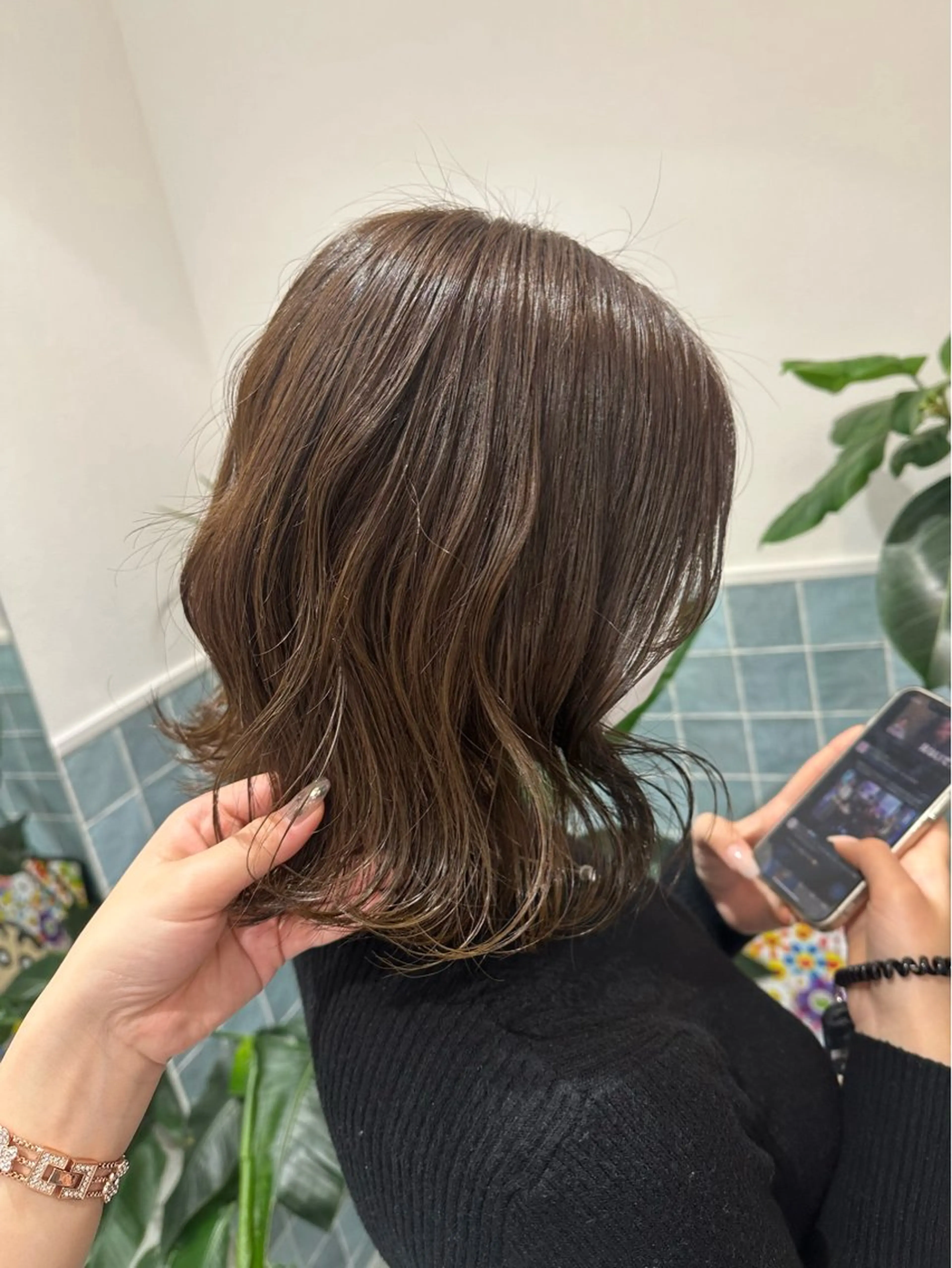 カラー 🍑ブリーチなし ダブルカラーuRiのヘアスタイル