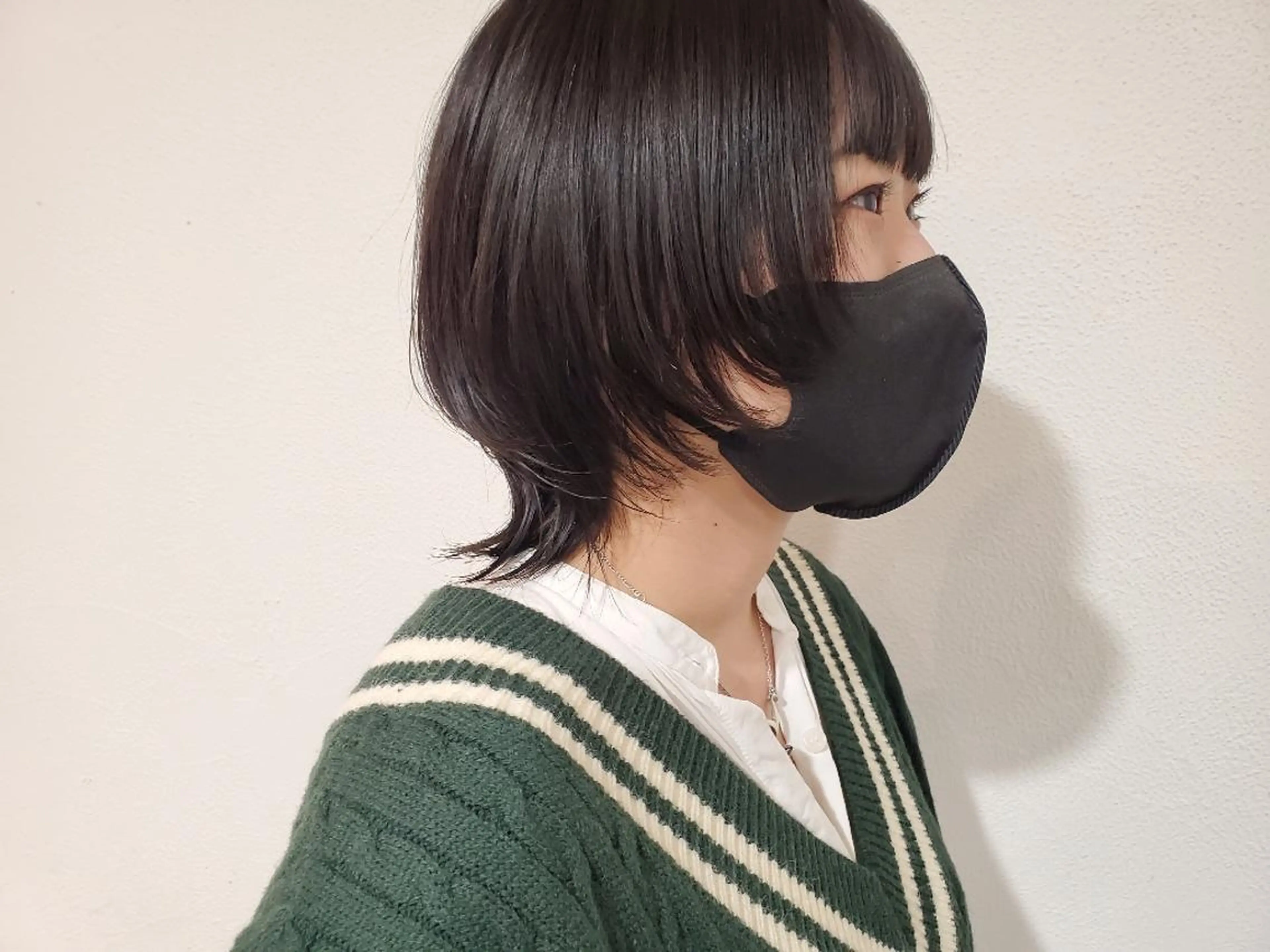 ミディアム ウルフカット パ ルのヘアスタイル