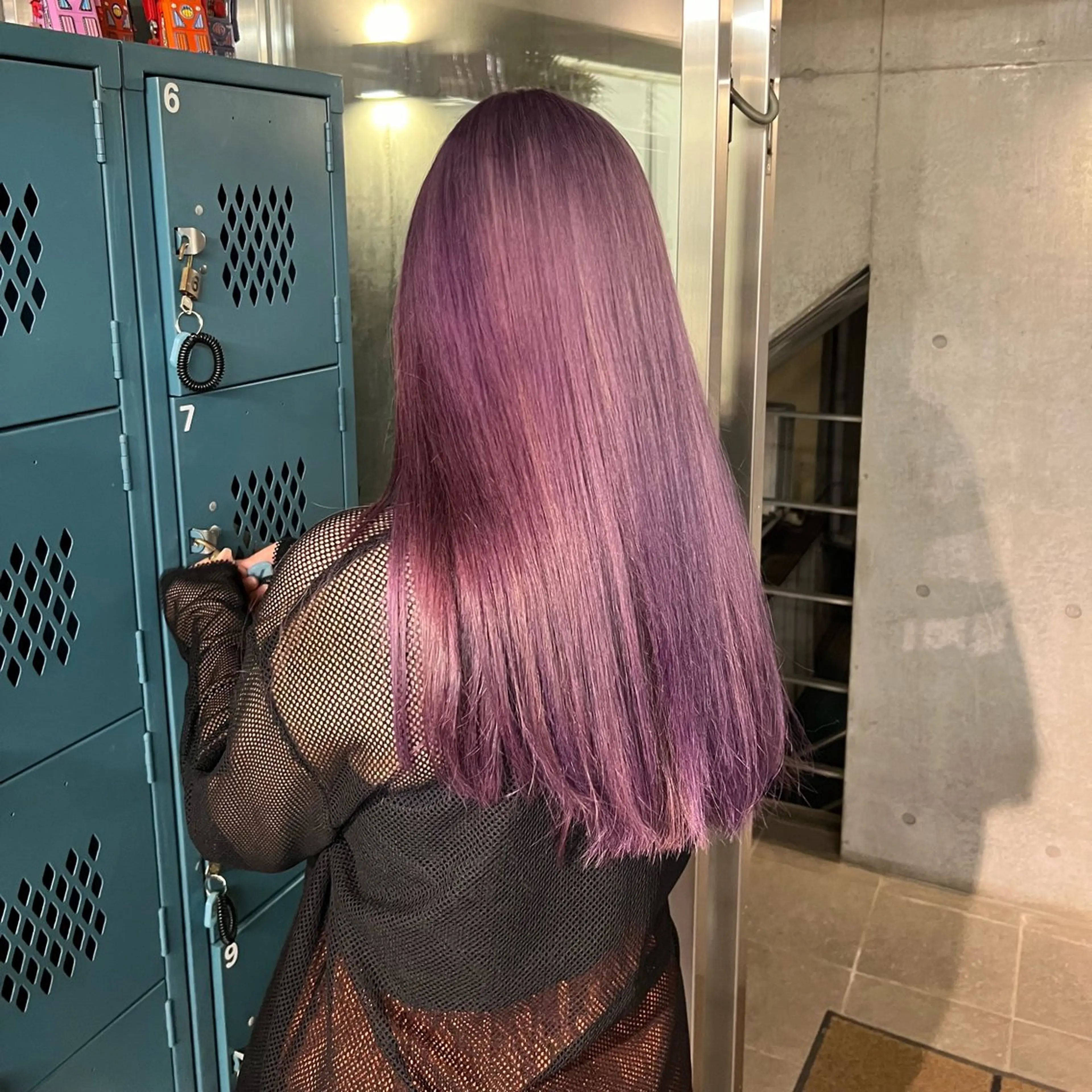 ロング パープルカラー ヘアカラー 土田 かほ🌷のヘアスタイル