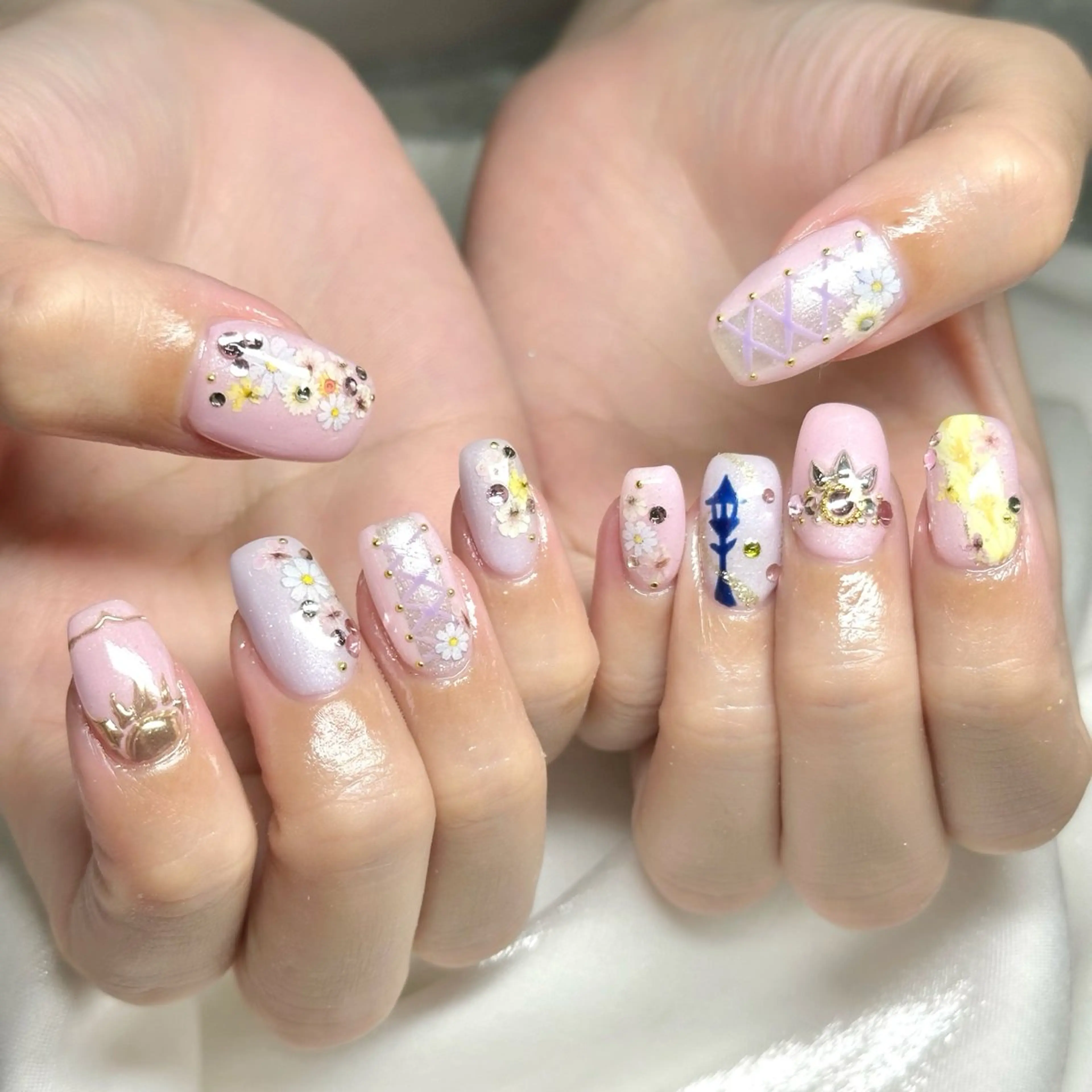 ネイル SHIORI NAGOYAのネイルデザイン