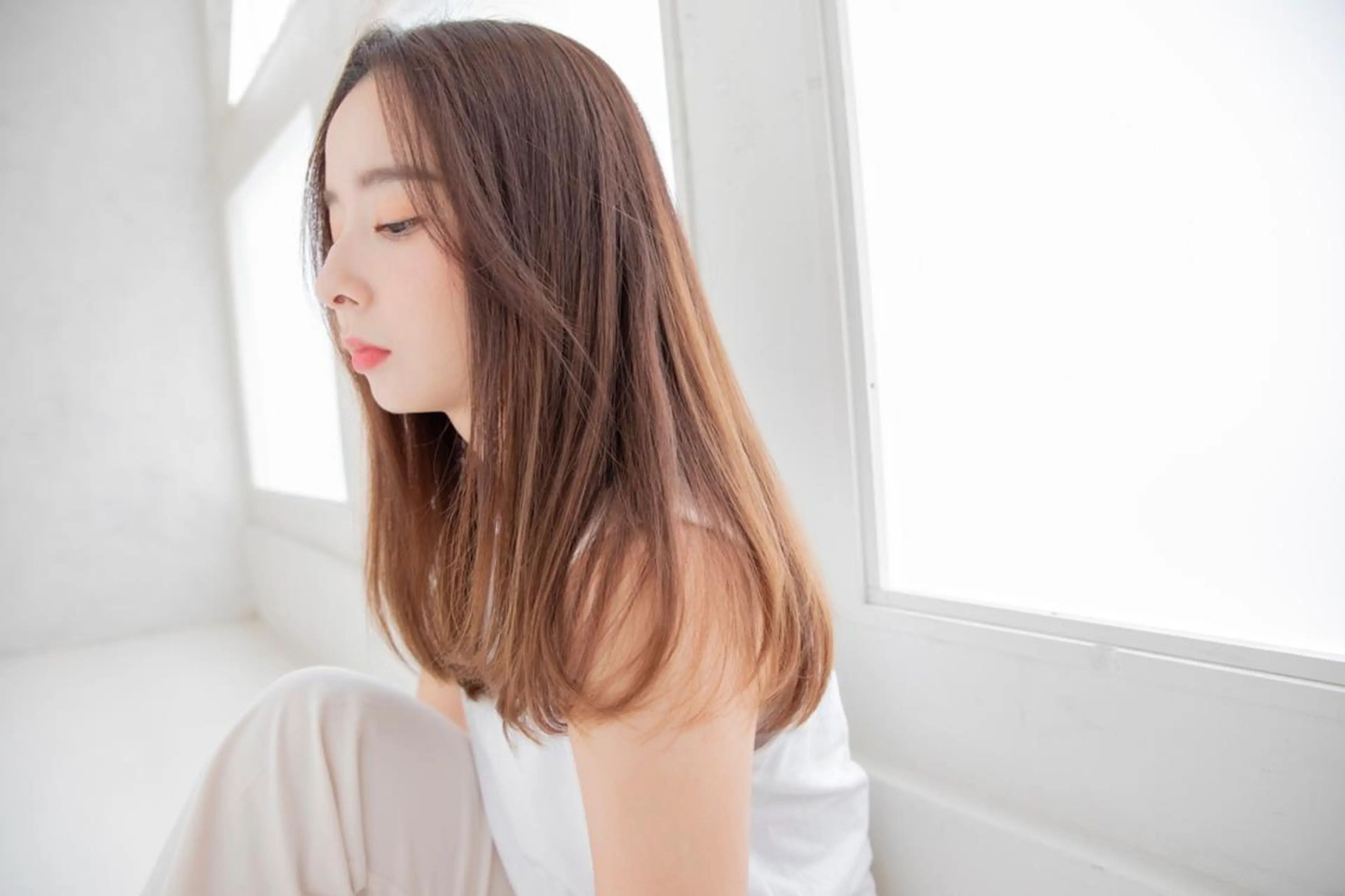 セミロング セミロングパーマ 髪質改善 トリートメント 酸性ストレート 酸熱トリートメント カット 縮毛矯正 トリートメント 【全席個室サロン】 NUMBER 天王寺のヘアスタイル