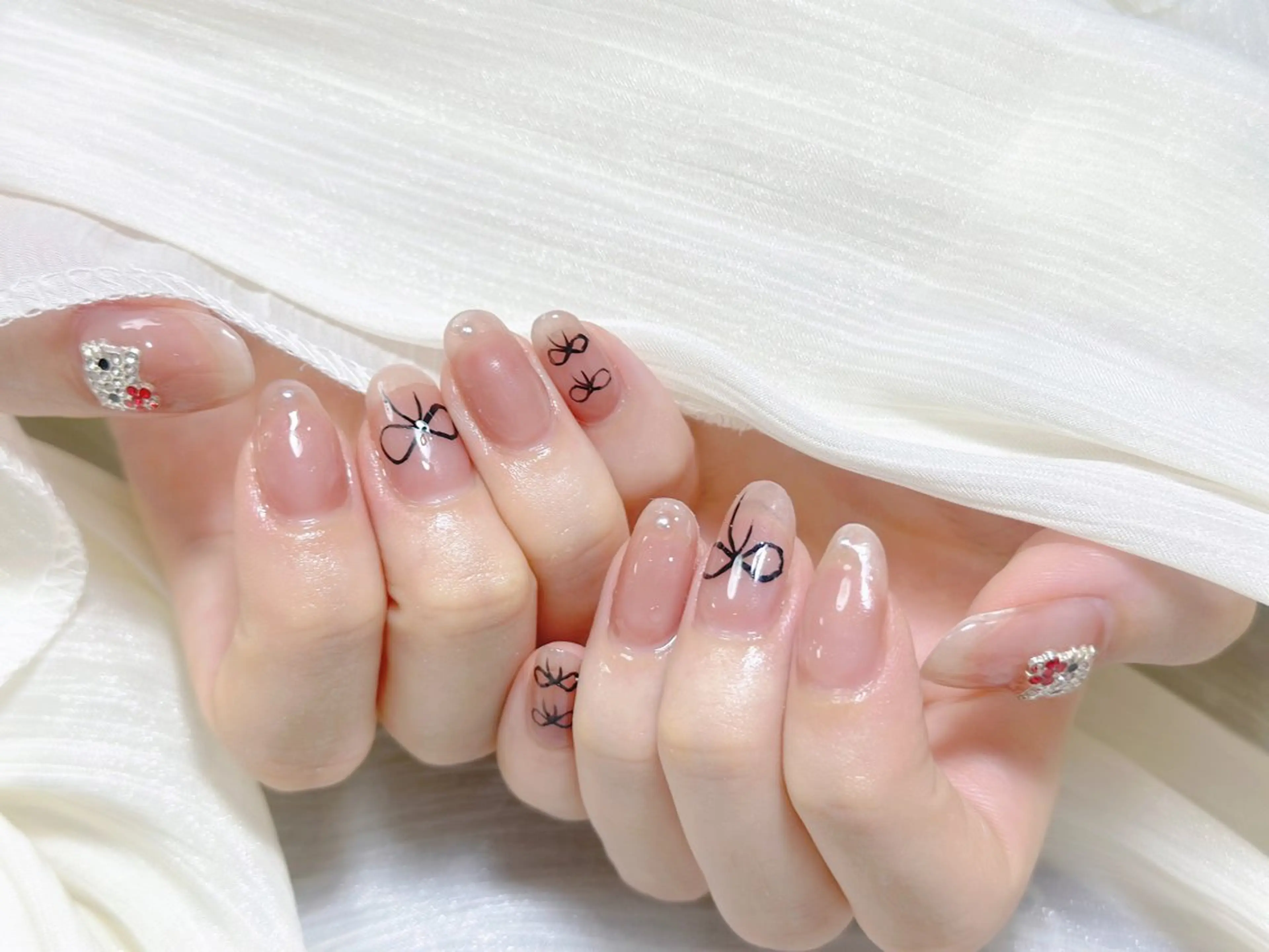 ネイル ハンドネイル ハンドケア 🍑 momo_nailのネイルデザイン