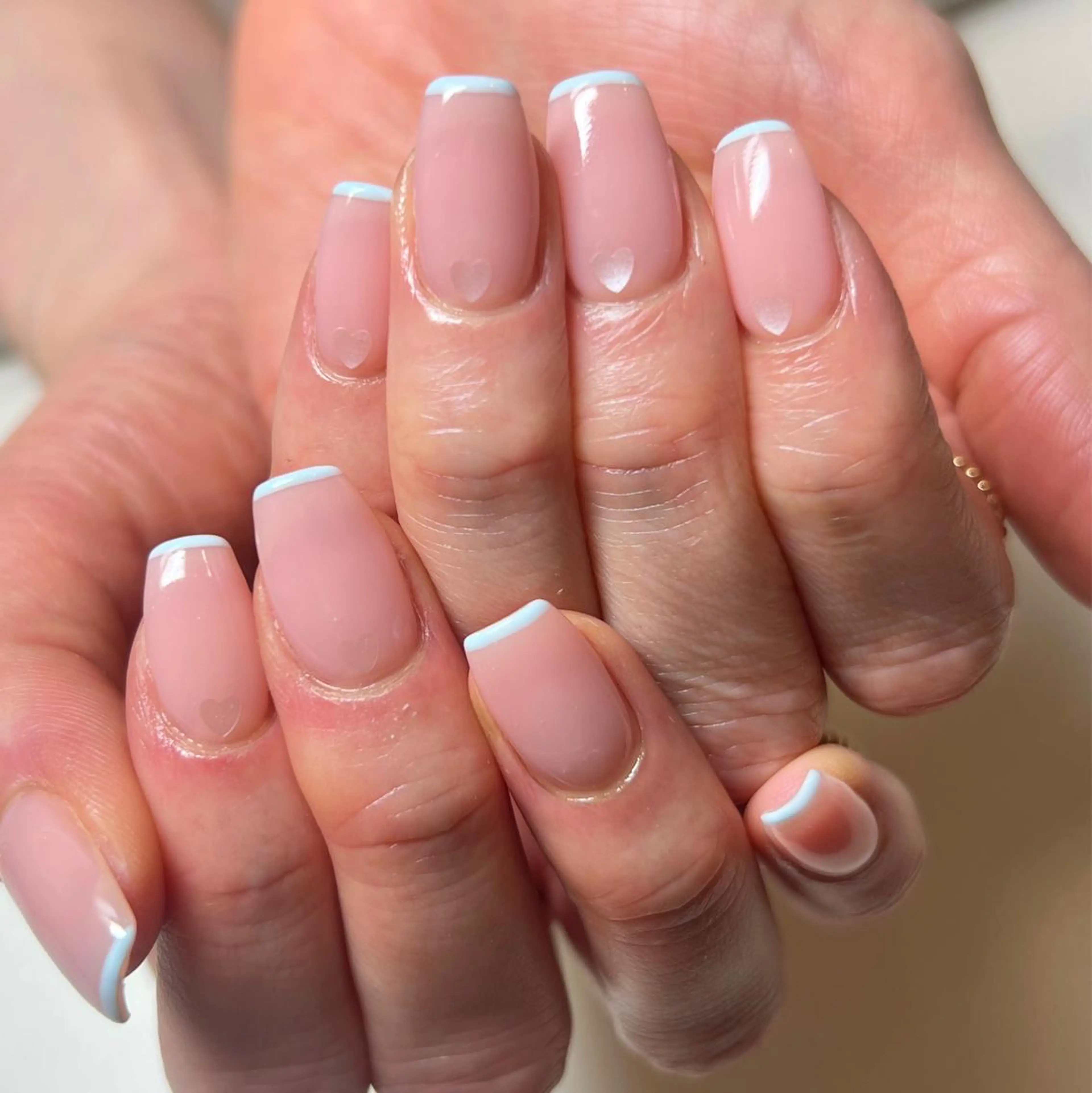 ネイル フレンチネイル ハート 持ち込み ニュアンスネイル オフィスネイル REHTOF 【銀座駅徒歩1分】のネイルデザイン