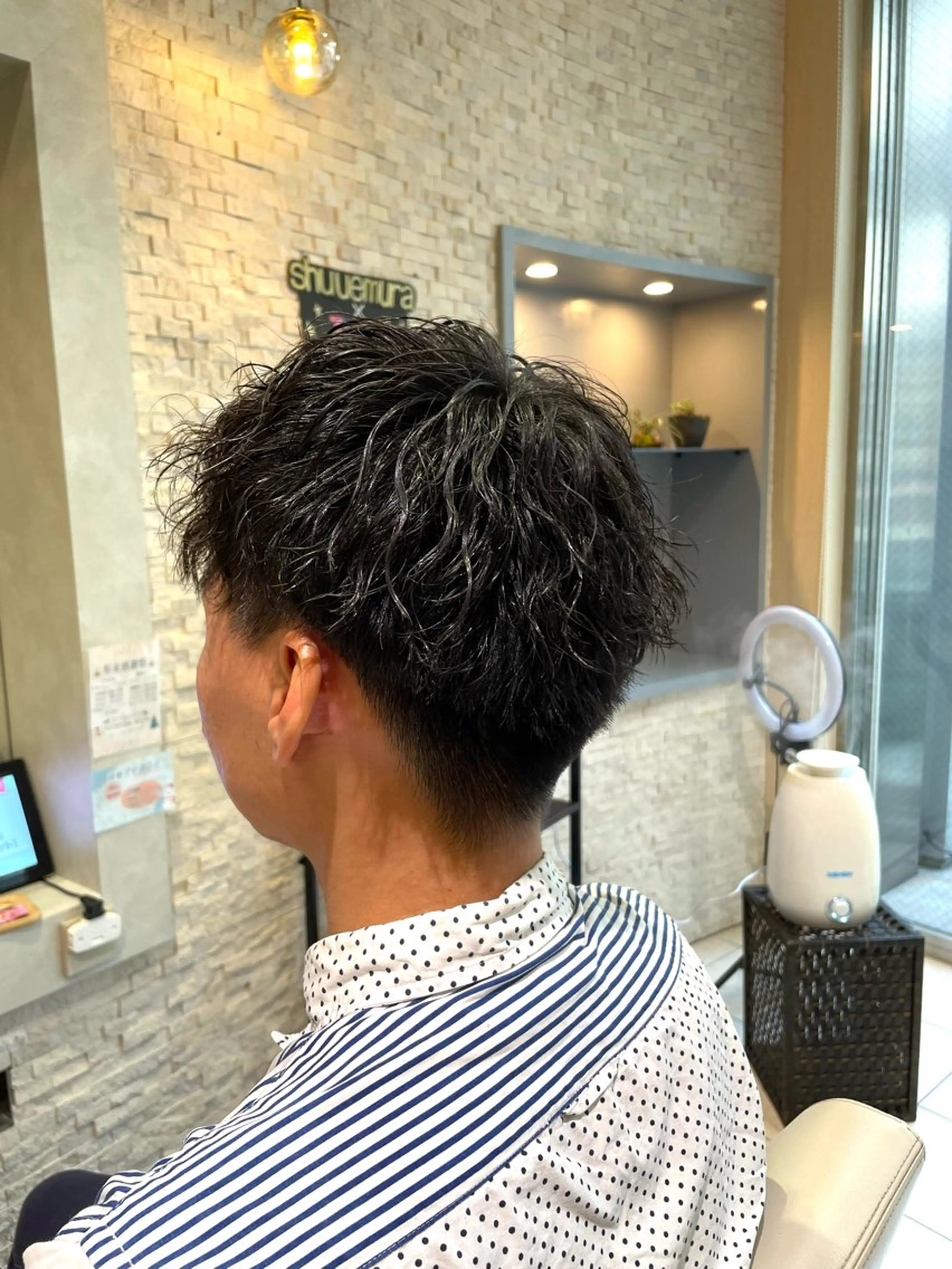パーマ メンズ メンズパーマ スパイラルパーマ カット パーマ トリートメント 本多 美羽のヘアスタイル