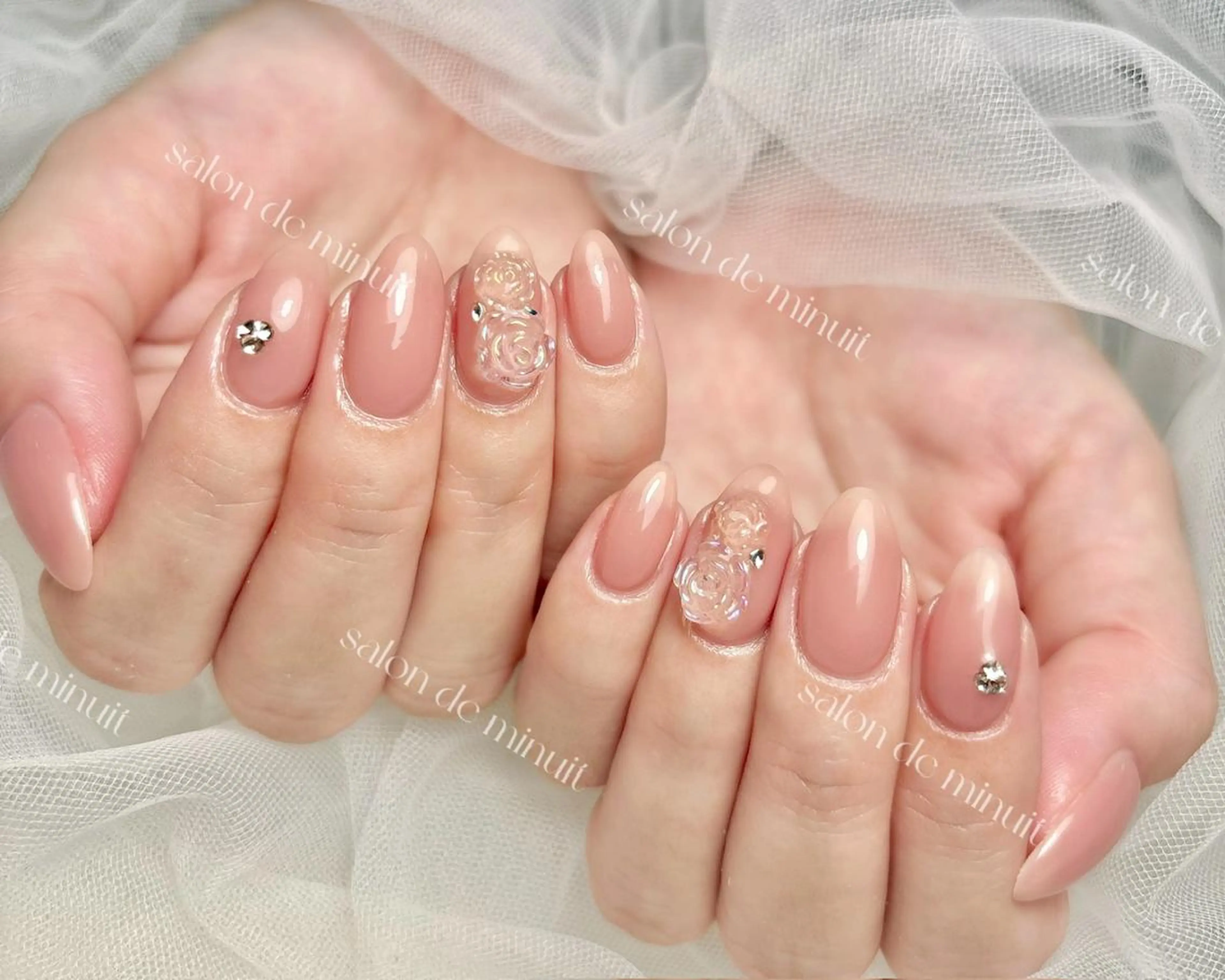 ネイル Salon de Minuit🦩のネイルデザイン