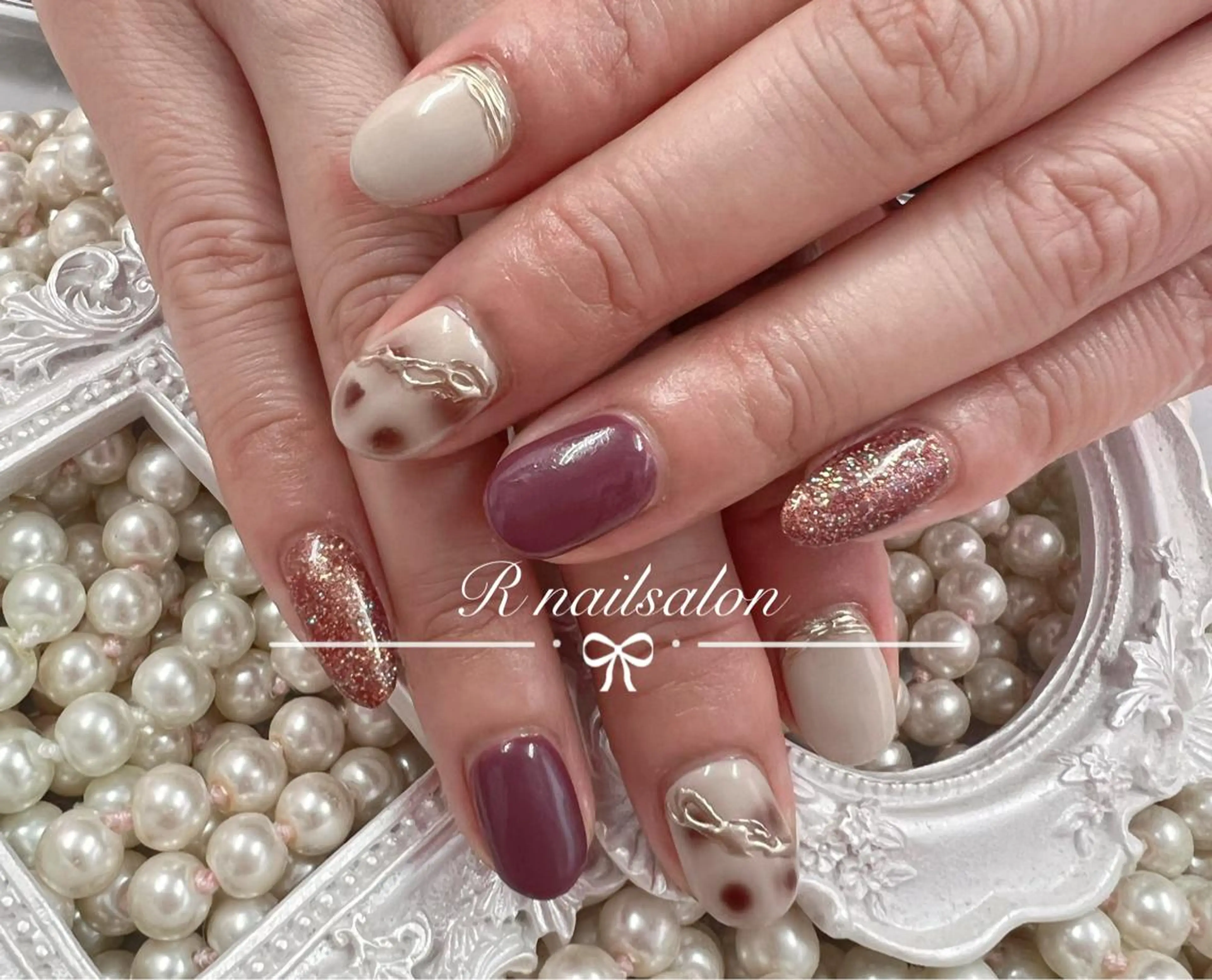 ミディアム ハンドネイル R NAILSALONのネイルデザイン