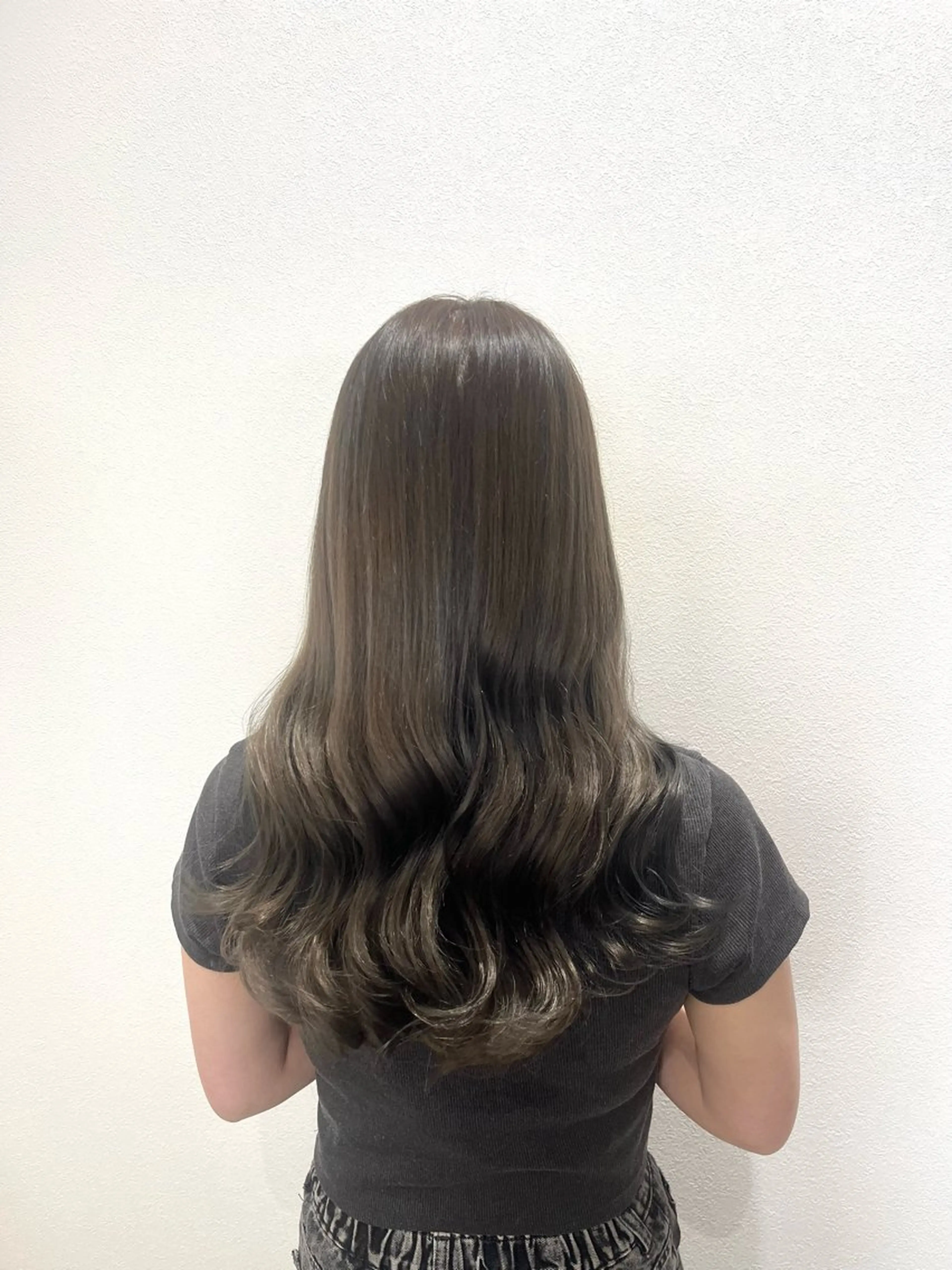 ロング カラー カット ヘアカラー ヘッドスパ 透明感Color🩶 髪質改善 ユウナ🦋のヘアスタイル