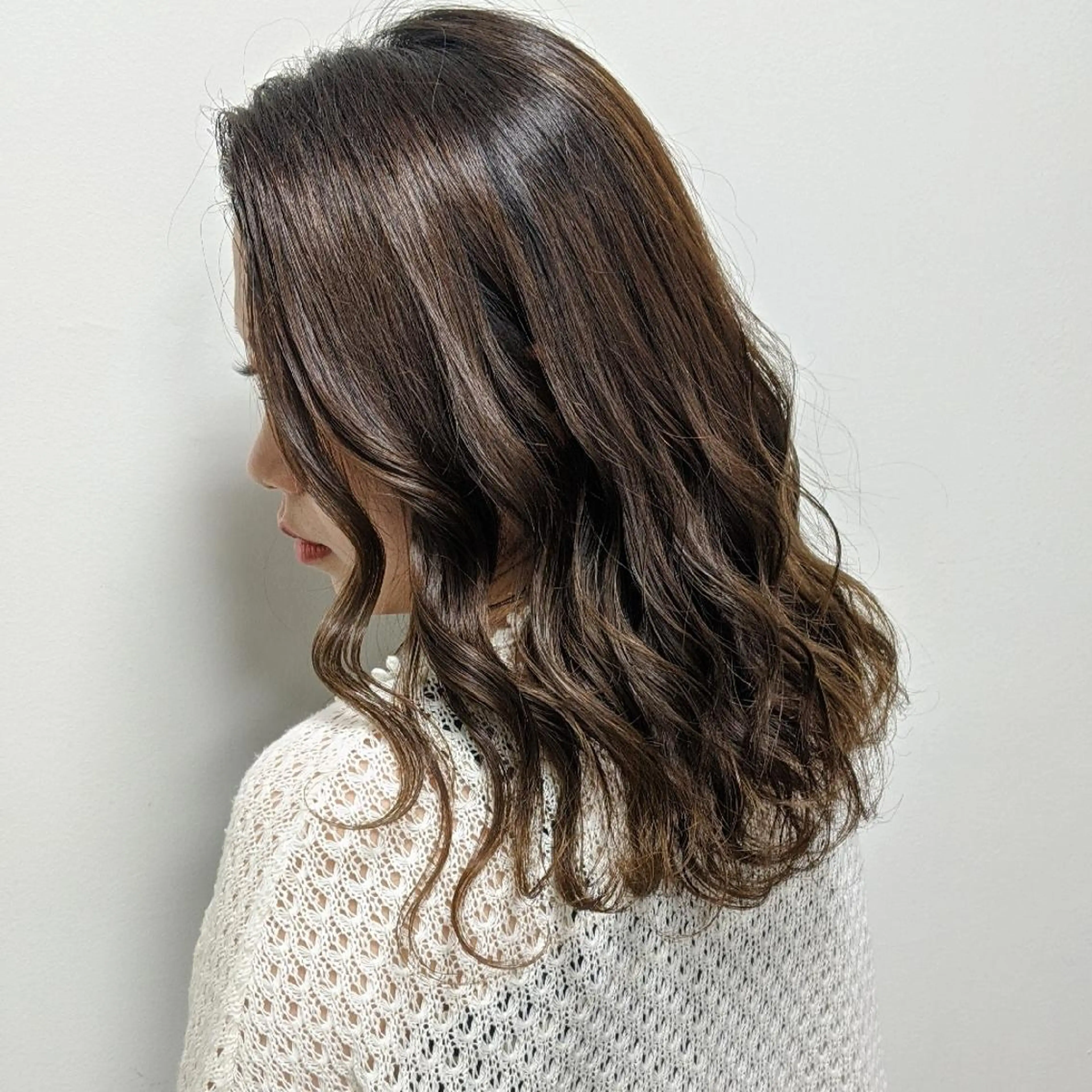 セミロング カラー ヘアアレンジ PRIVATE SALON EYES所属・EYES リアのマツエク・マツパデザイン