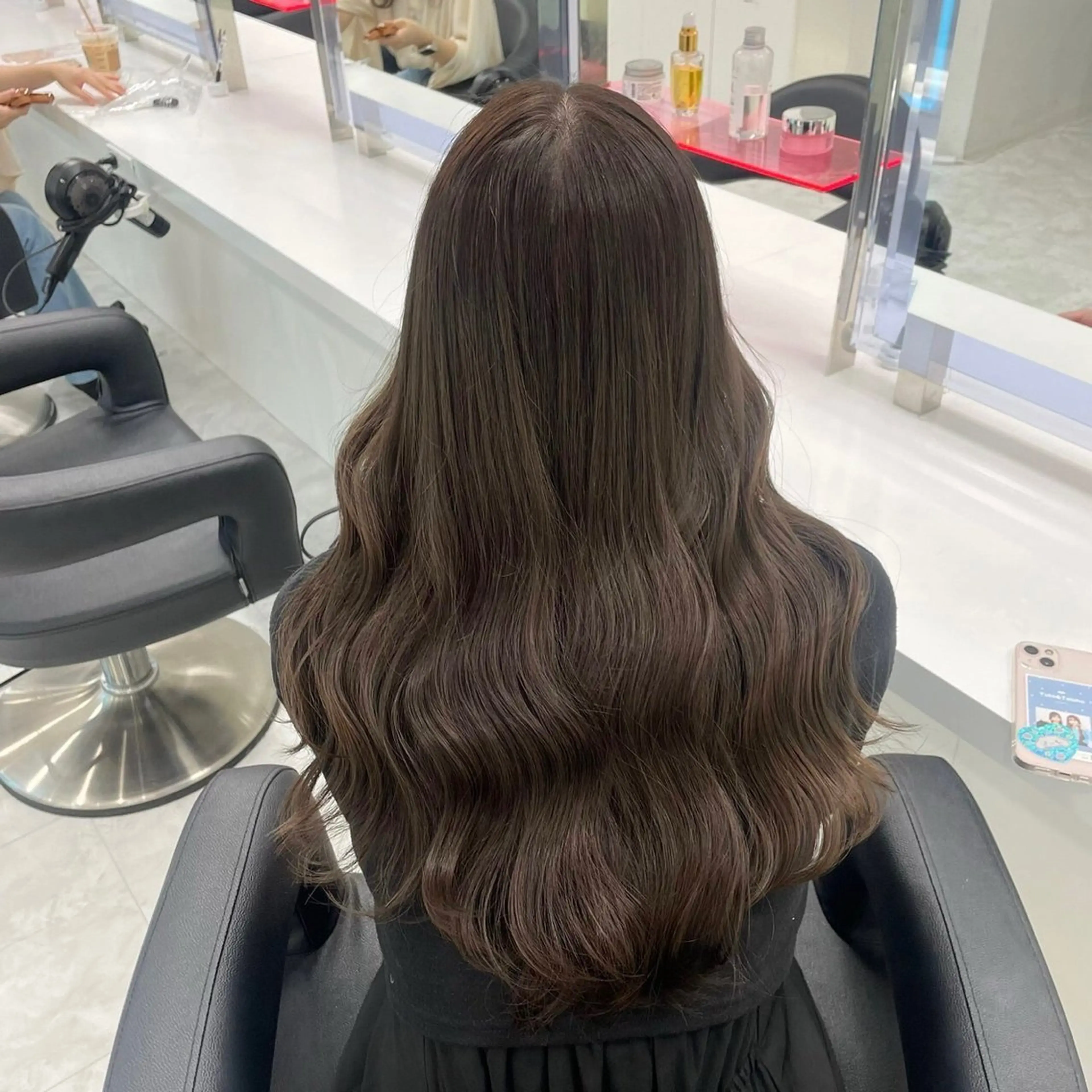 ロング カラー 透ける透明感カラー 🩶shiho🩶のヘアスタイル