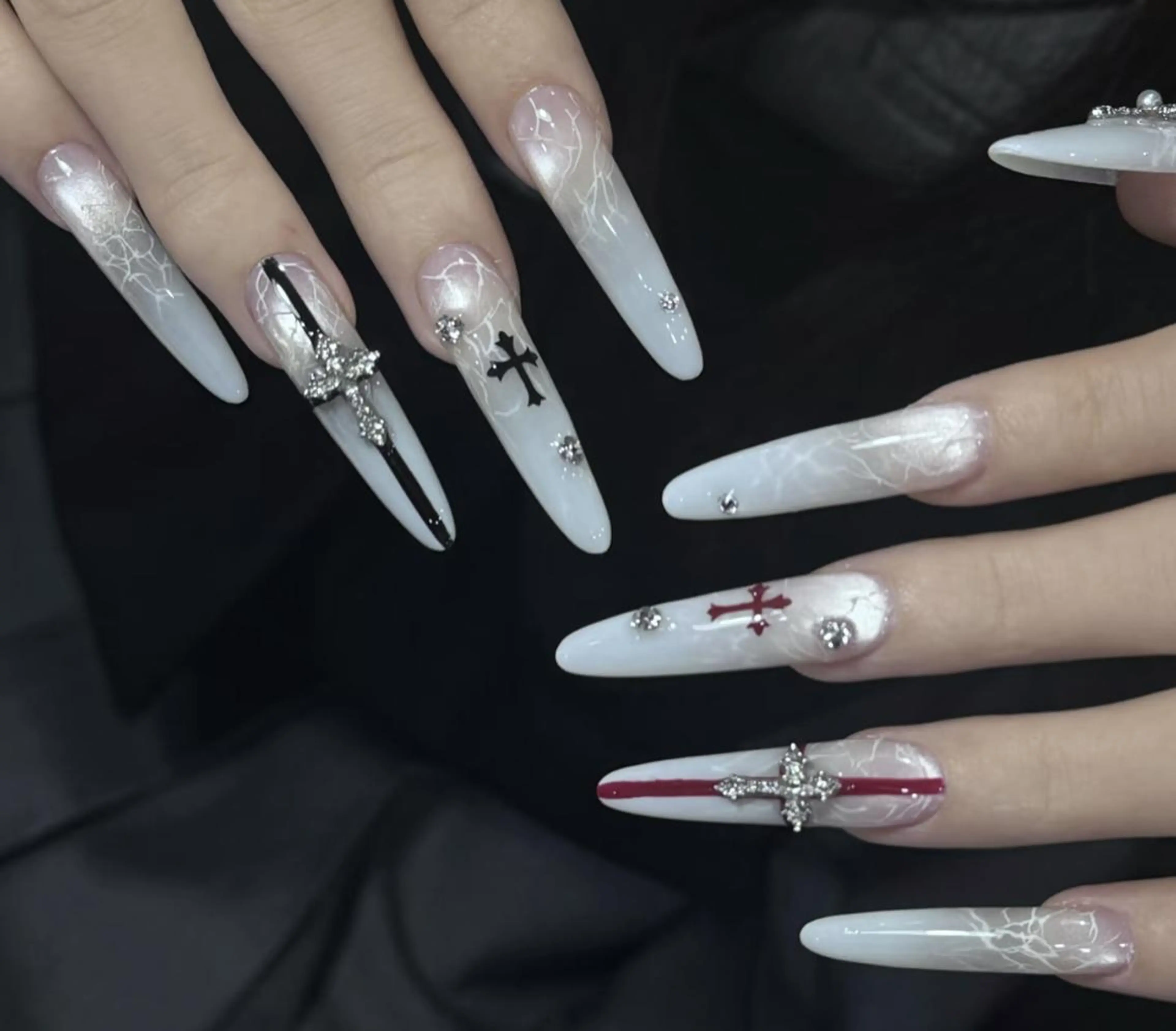 キッズ ハンドネイル By moonネイル 🌷ワンホン/韓国風のネイルデザイン