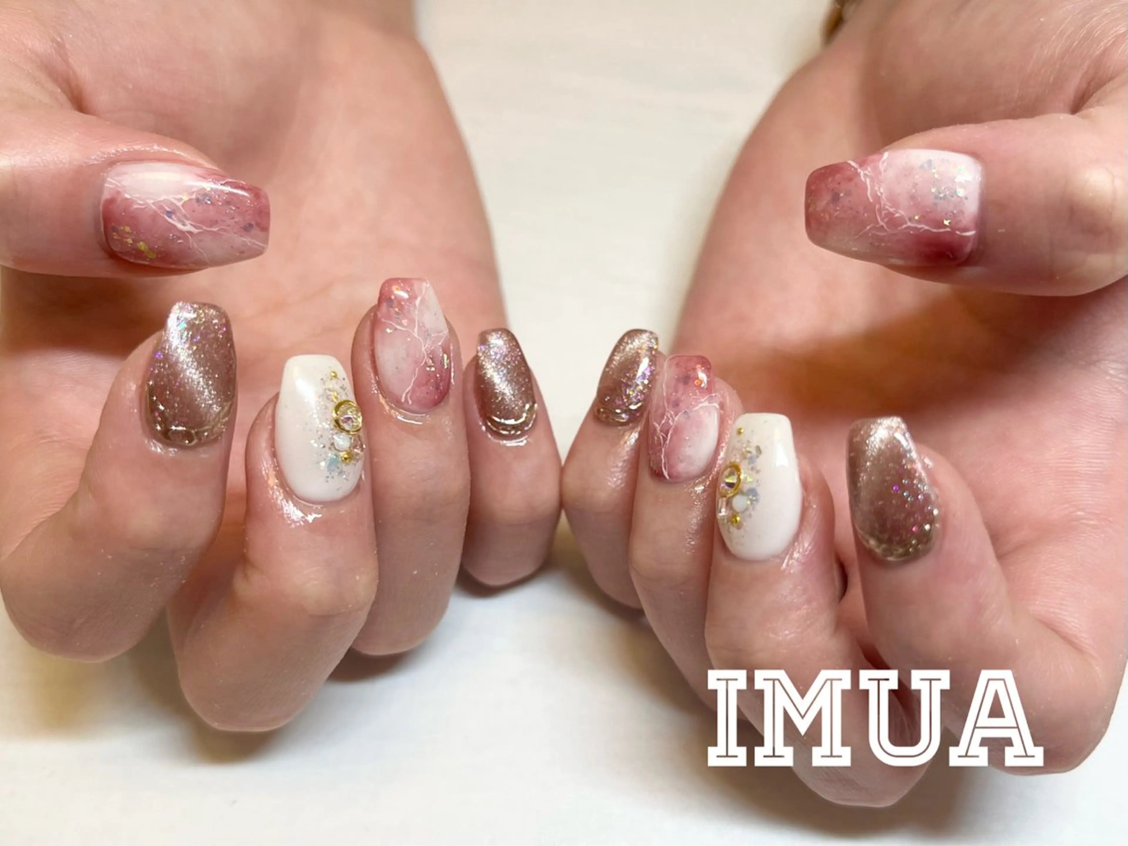 ネイル IMUA所属・IMUA🌴🌴 NAOMIのネイルデザイン