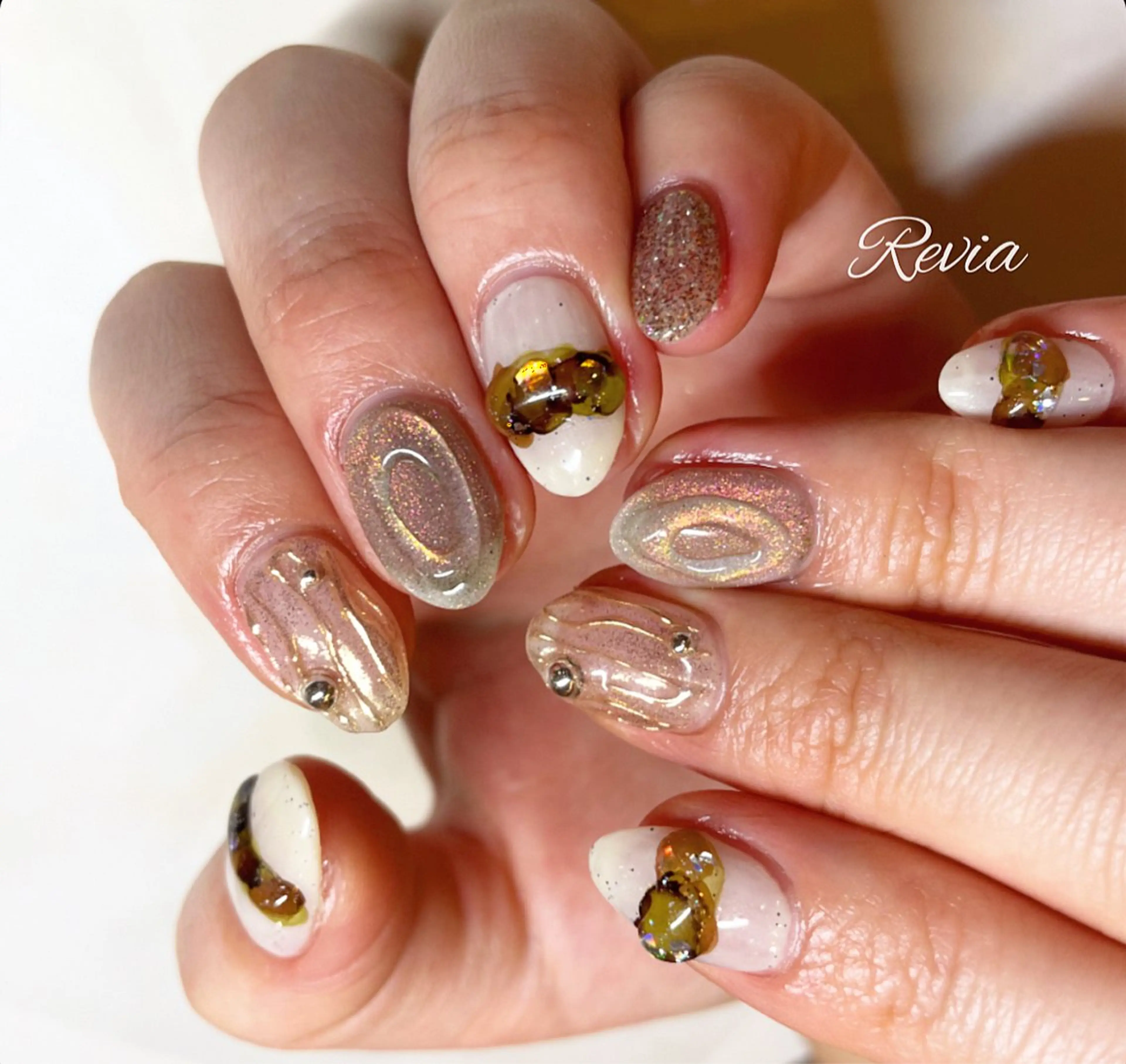 ネイル ハンドネイル revia所属・ERI Nailistのネイルデザイン