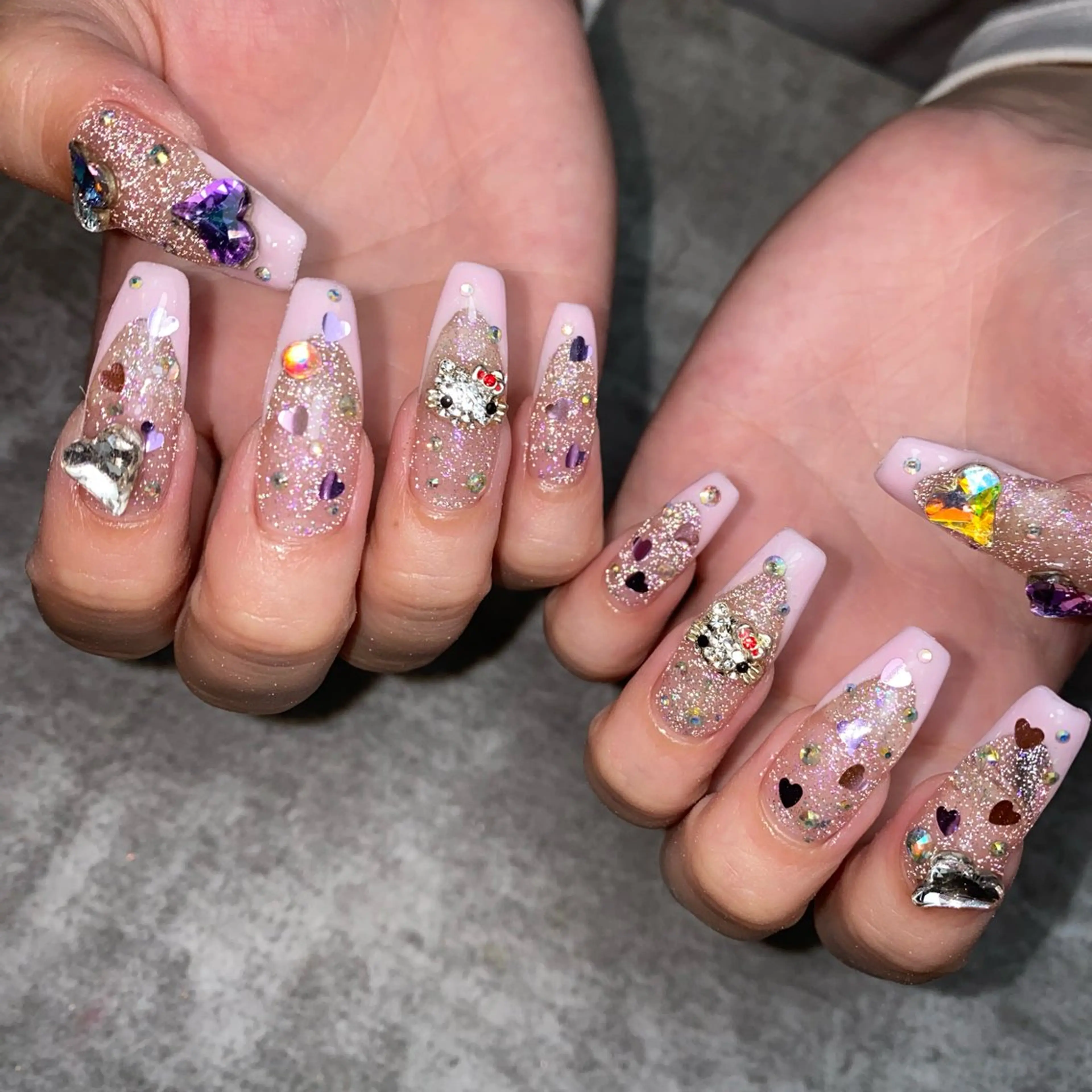 ネイル フラッシュネイル フレンチネイル ハンドネイル yuki nail...のネイルデザイン