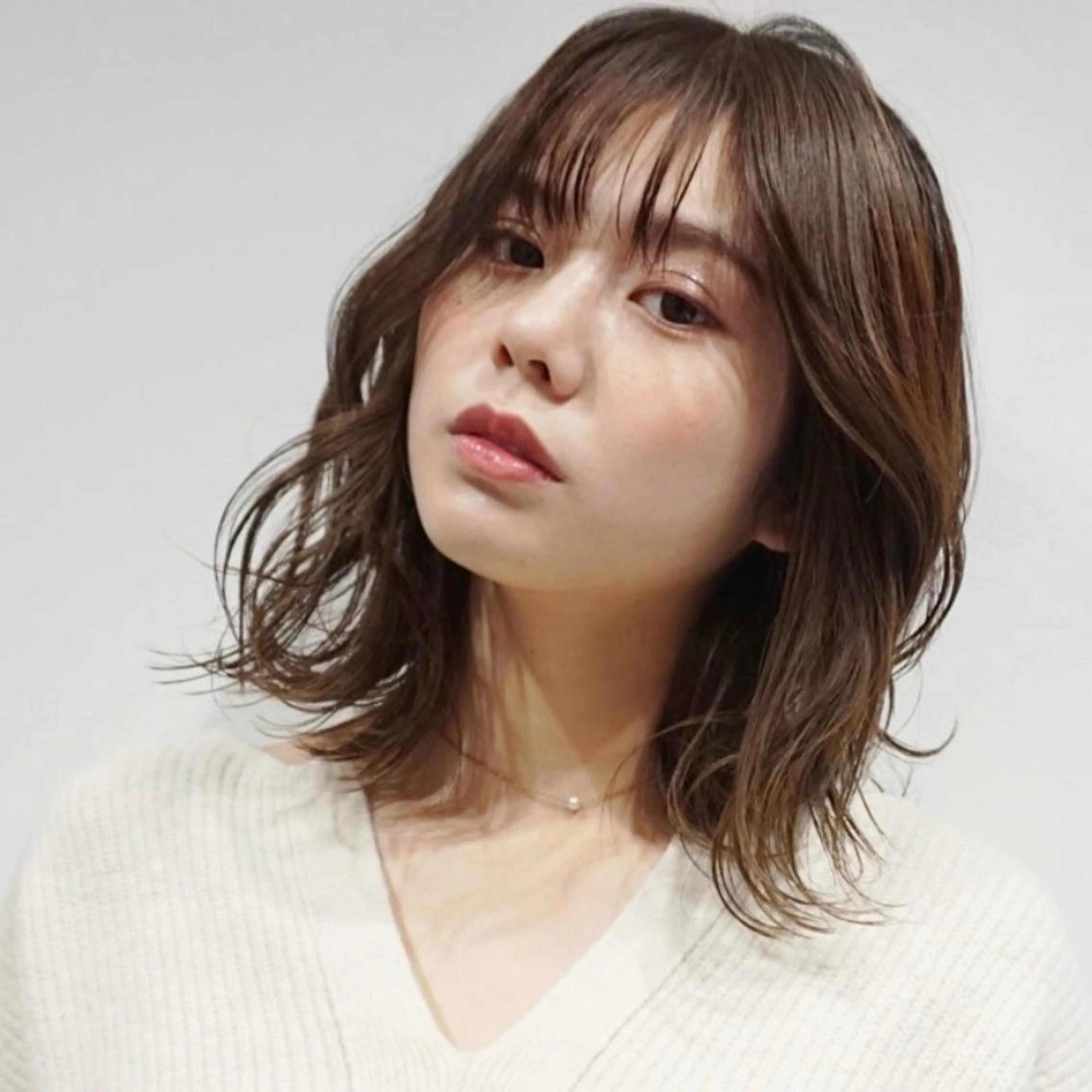 ミディアム カラー ブラウンカラー 顔まわりレイヤー レイヤーカット カット ヘアカラー トリートメント カトウ ユウカのヘアスタイル