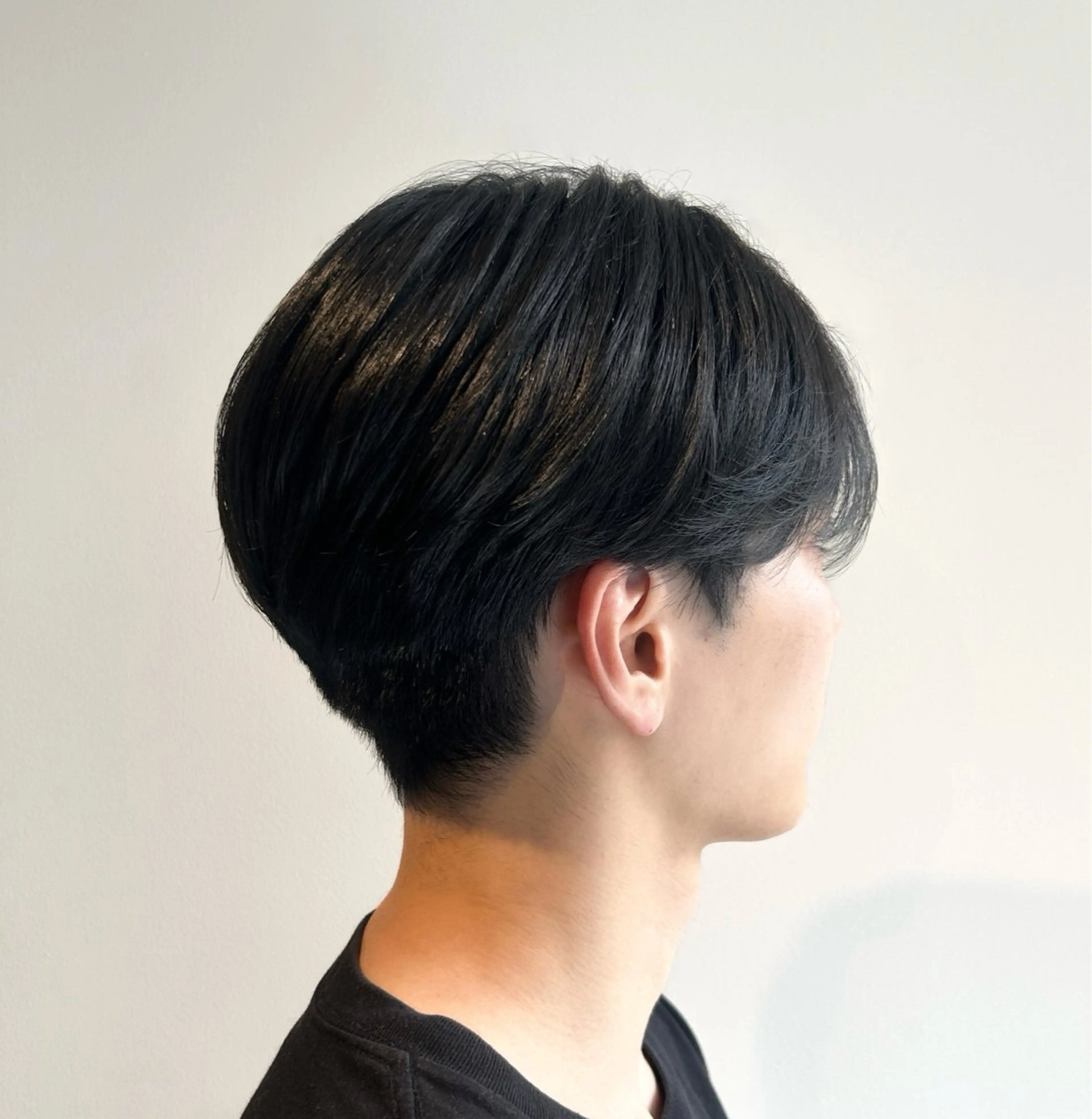 カラー 黒髪 ブルーカラー ブルーブラック 透明感カラー 今村 光希のヘアスタイル