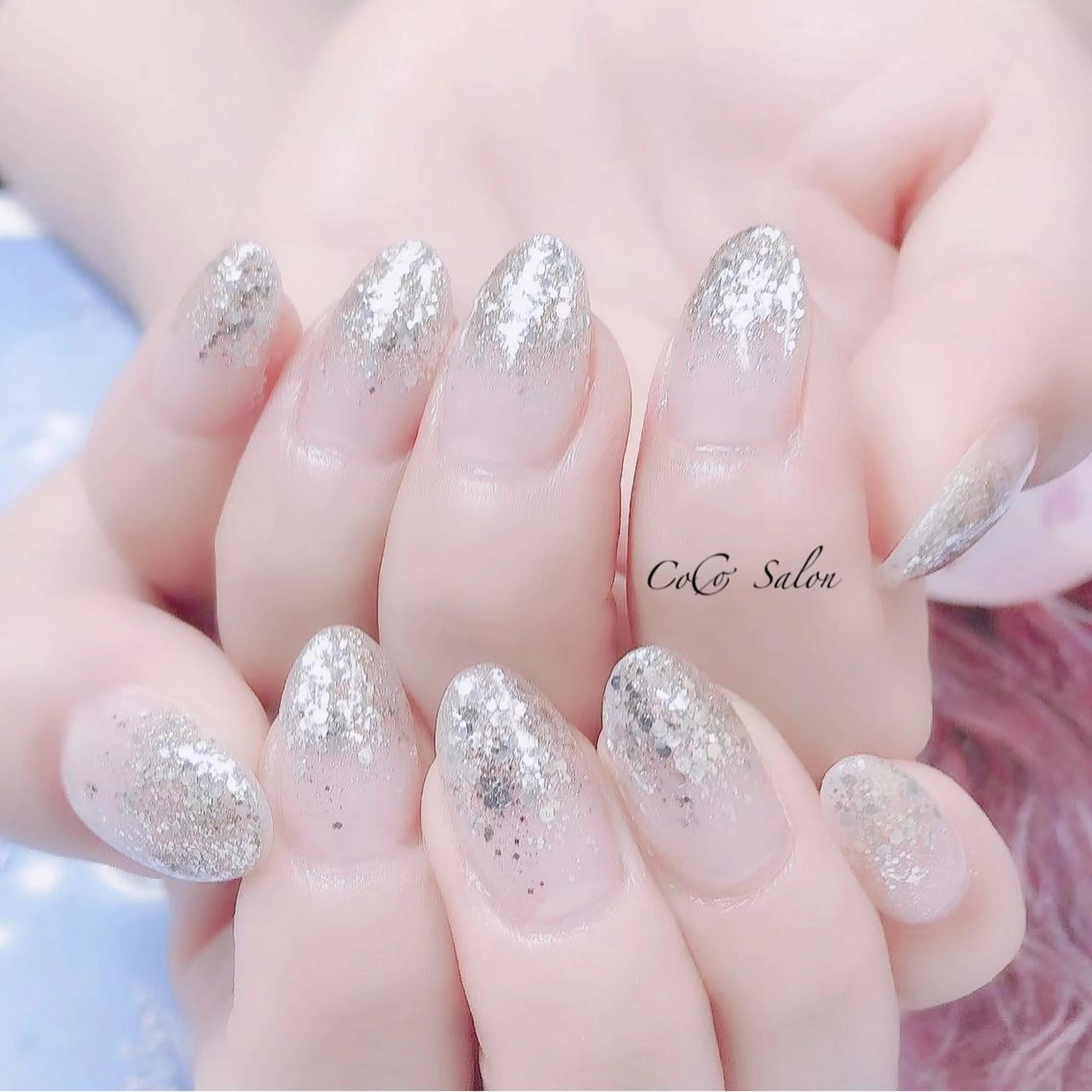 ネイル 長さ出し ジェルネイル グラデーション ホログラムネイル キラキラネイル ハンドネイル CoCoSalon ネイル/まつ毛予約のネイルデザイン