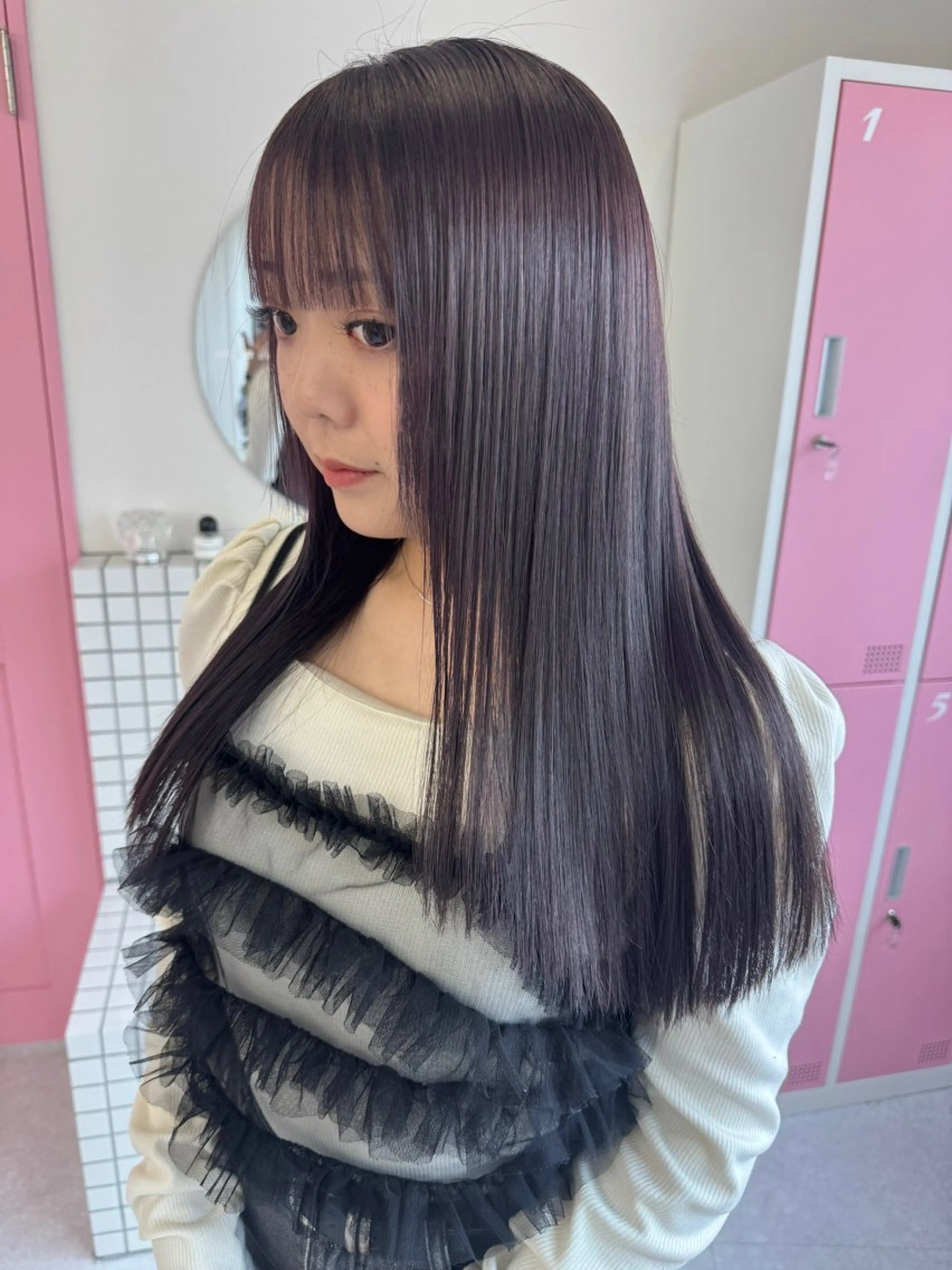 ロング トリートメント カット ヘアカラー トリートメント レイヤーカット/透明 感カラー/saraのヘアスタイル