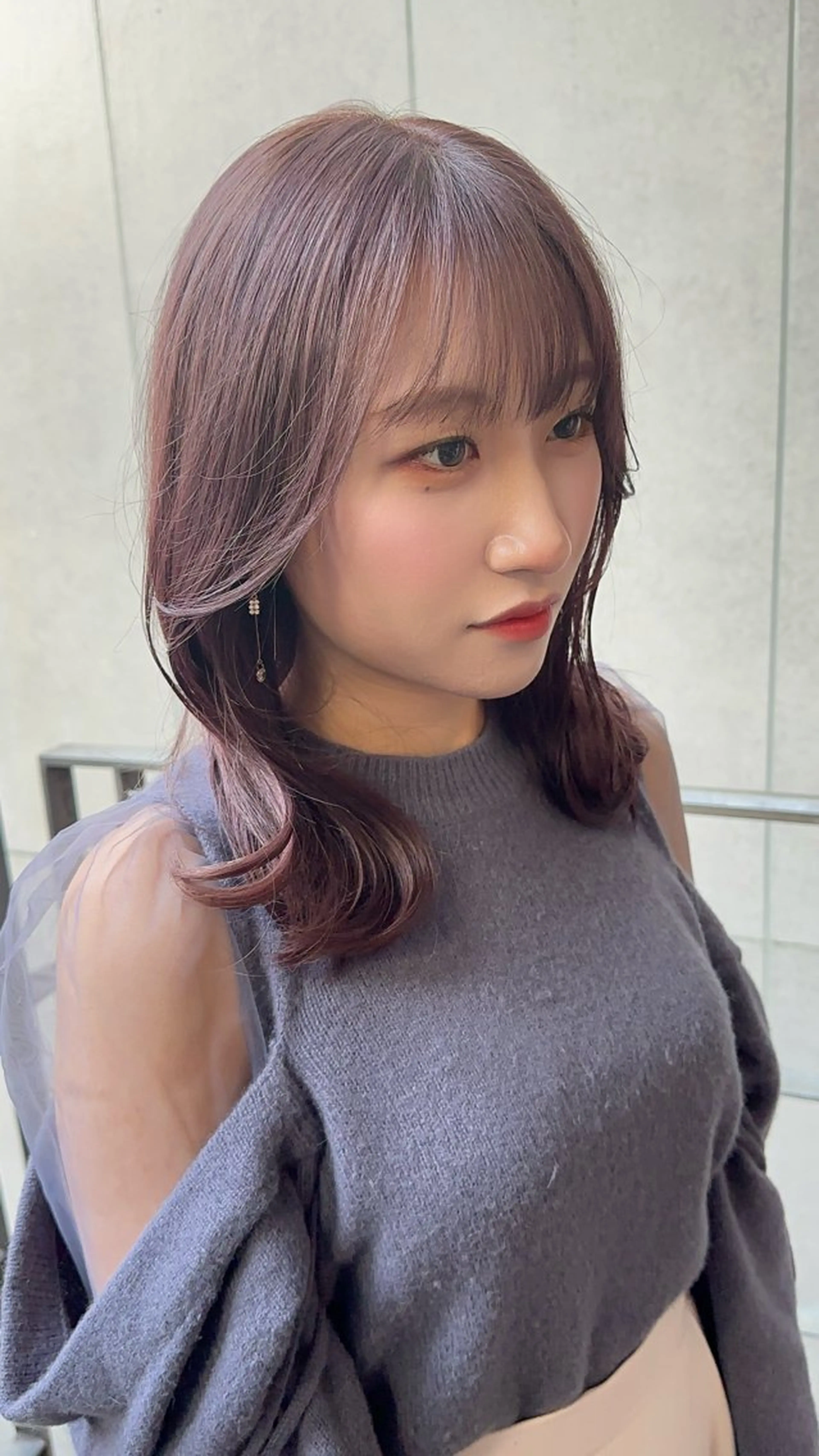 ミディアム カラー パーマ ヘアアレンジ シースルーバング 外ハネヘア ヘアカラー VIVIE【ヴィヴィ】所属・髪質改善/韓国風 レイヤー/田村祐樹のヘアスタイル