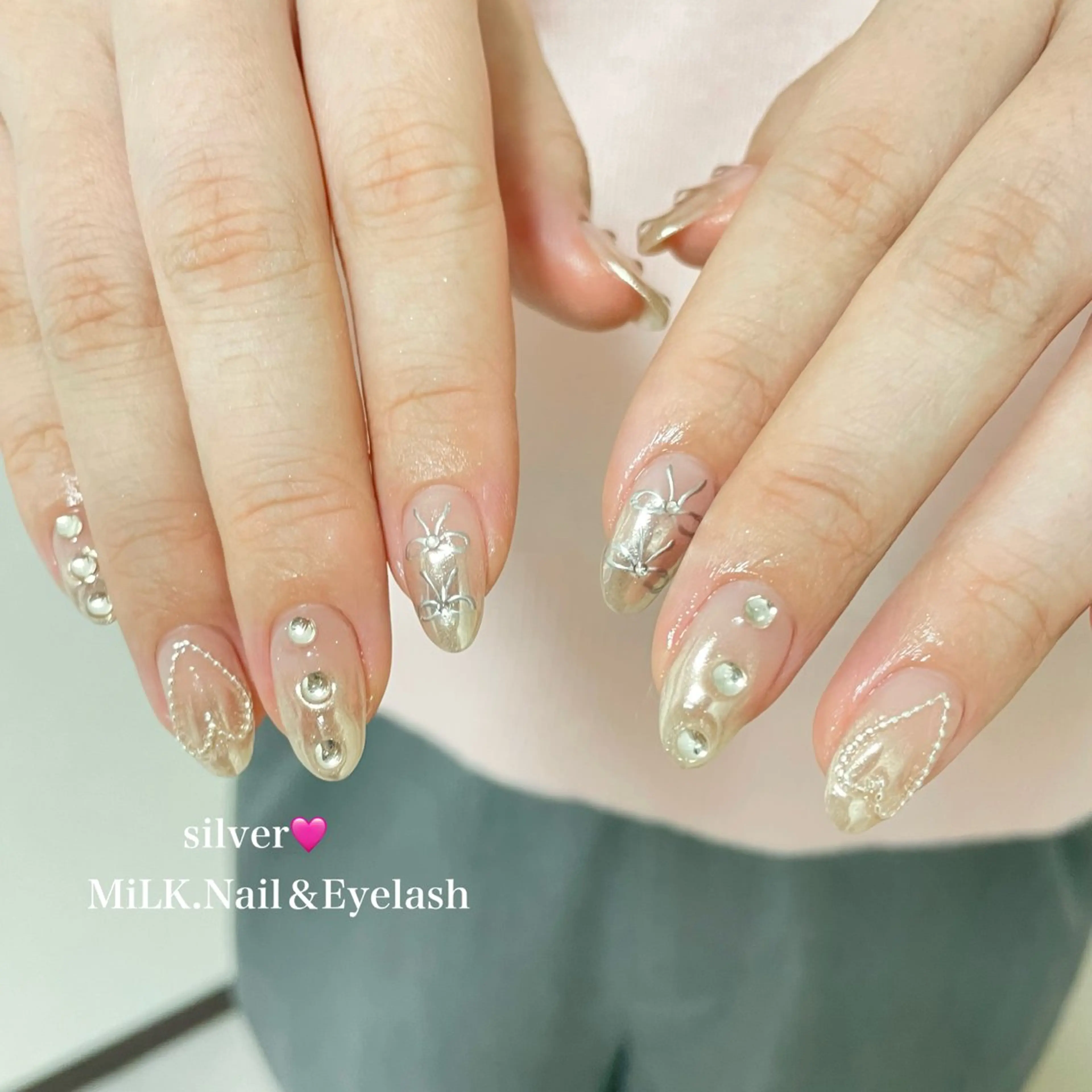 ネイル ゴールド ハンドネイル MiLK.   Nail&Eyelash所属・MiLK. wakaのマツエク・マツパデザイン