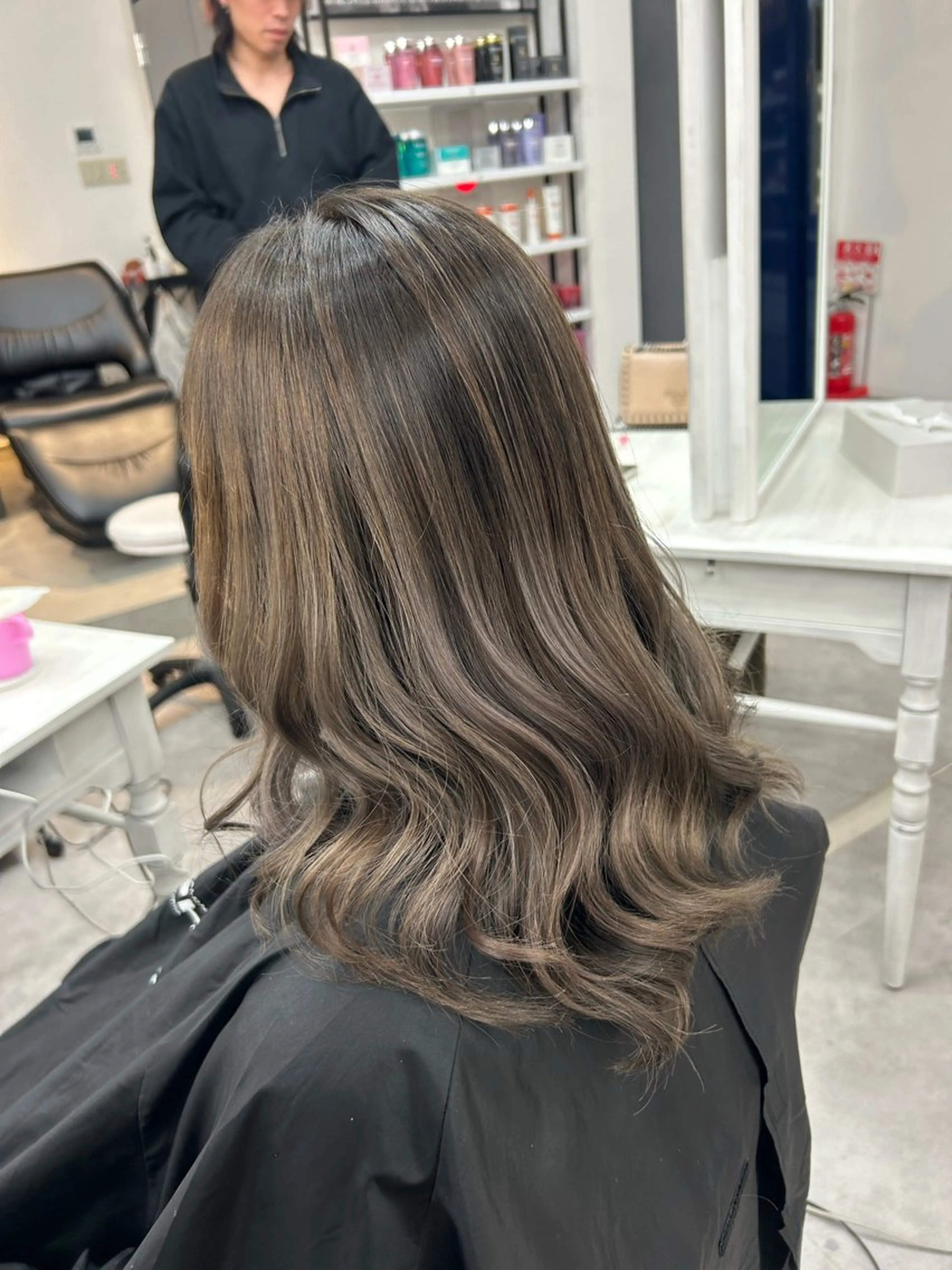 セミロング カラー ヘアアレンジ シールエクステ バレイヤージュ ブリーチ 透明感カラー ダブルカラー alpha. カラーエクステ下妻のヘアスタイル