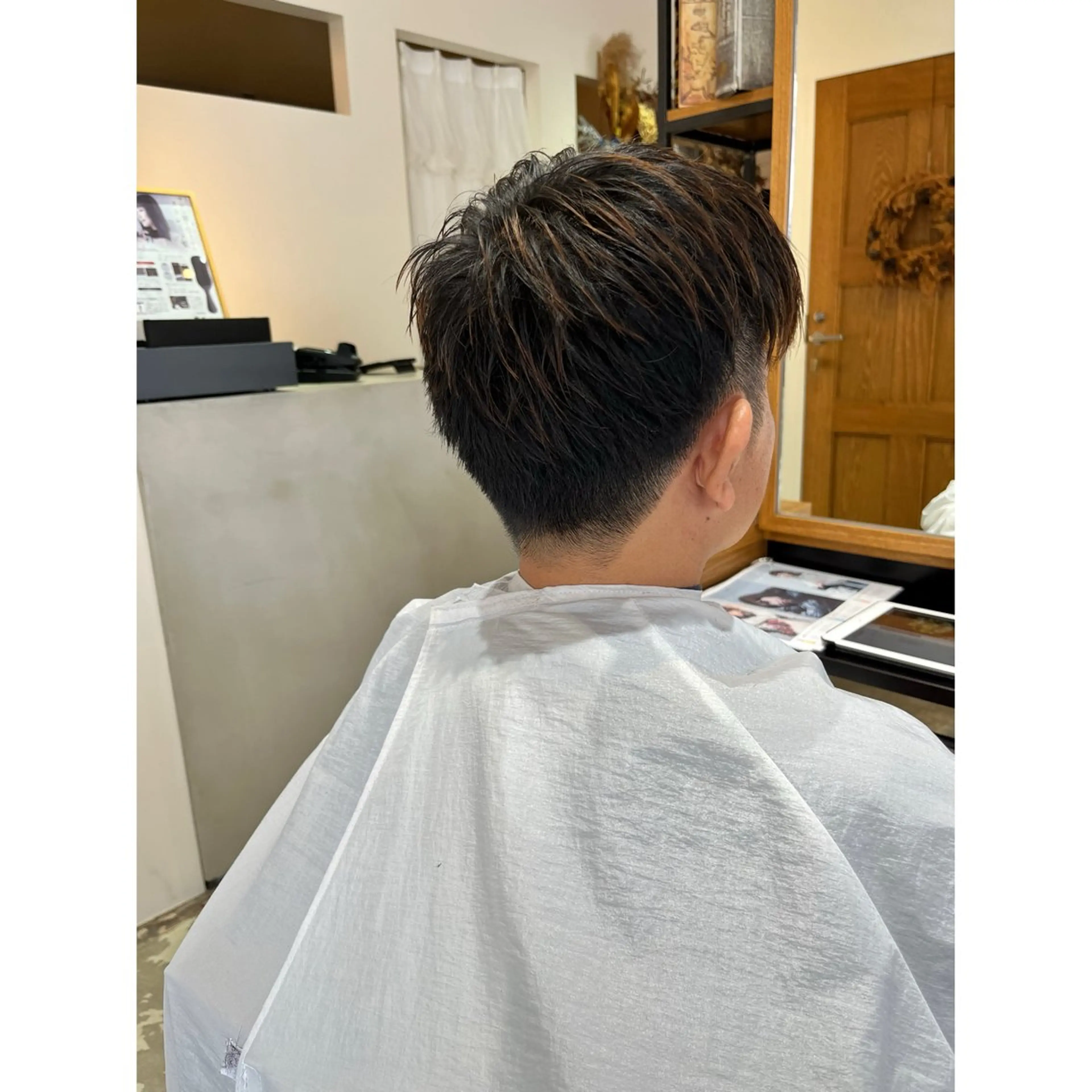 ショート カット 喜友名洸季 anoneのヘアスタイル