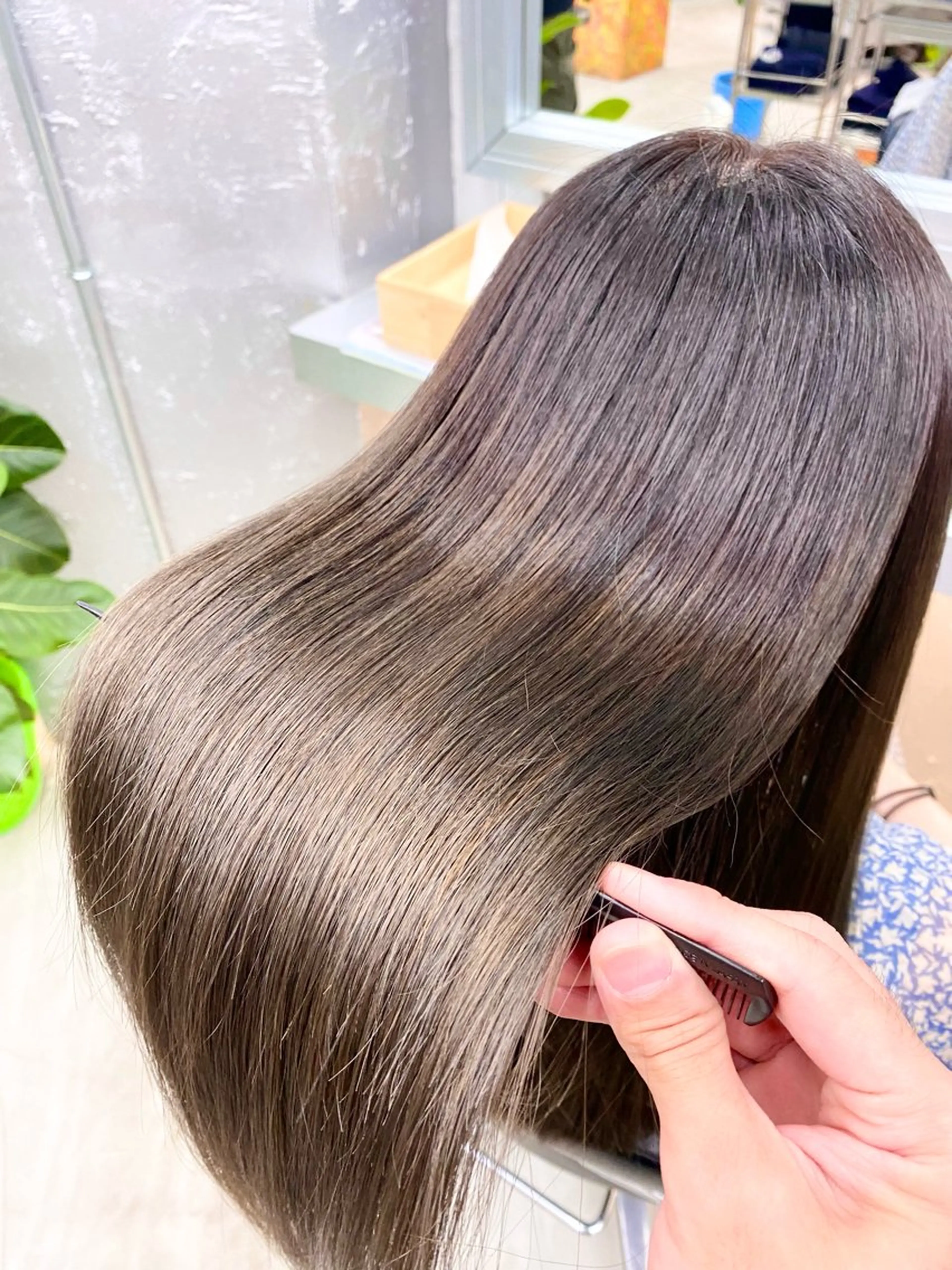 セミロング カラー パーマ ブリーチ グレージュ オリーブグレージュ オリーブグレー 伸ばしかけ カット ヘアカラー 縮毛矯正 ✨髪質改善職人✨ デザインカラー/若林のヘアスタイル