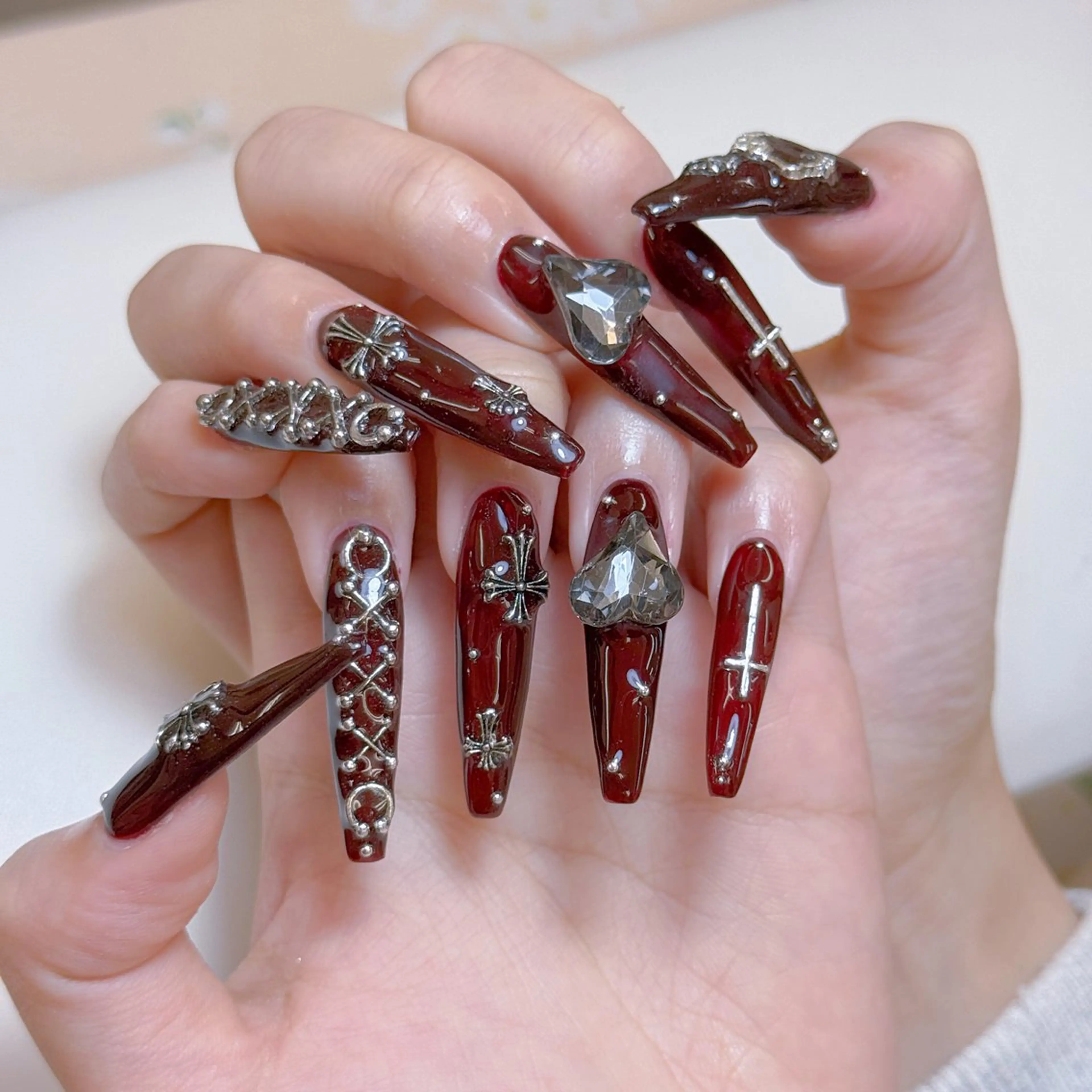 ネイル チークネイル 長さ出し フットネイル マグネットネイル 持ち込み ハンドネイル ANH NAIL ゴテゴテ専門店💎のネイルデザイン