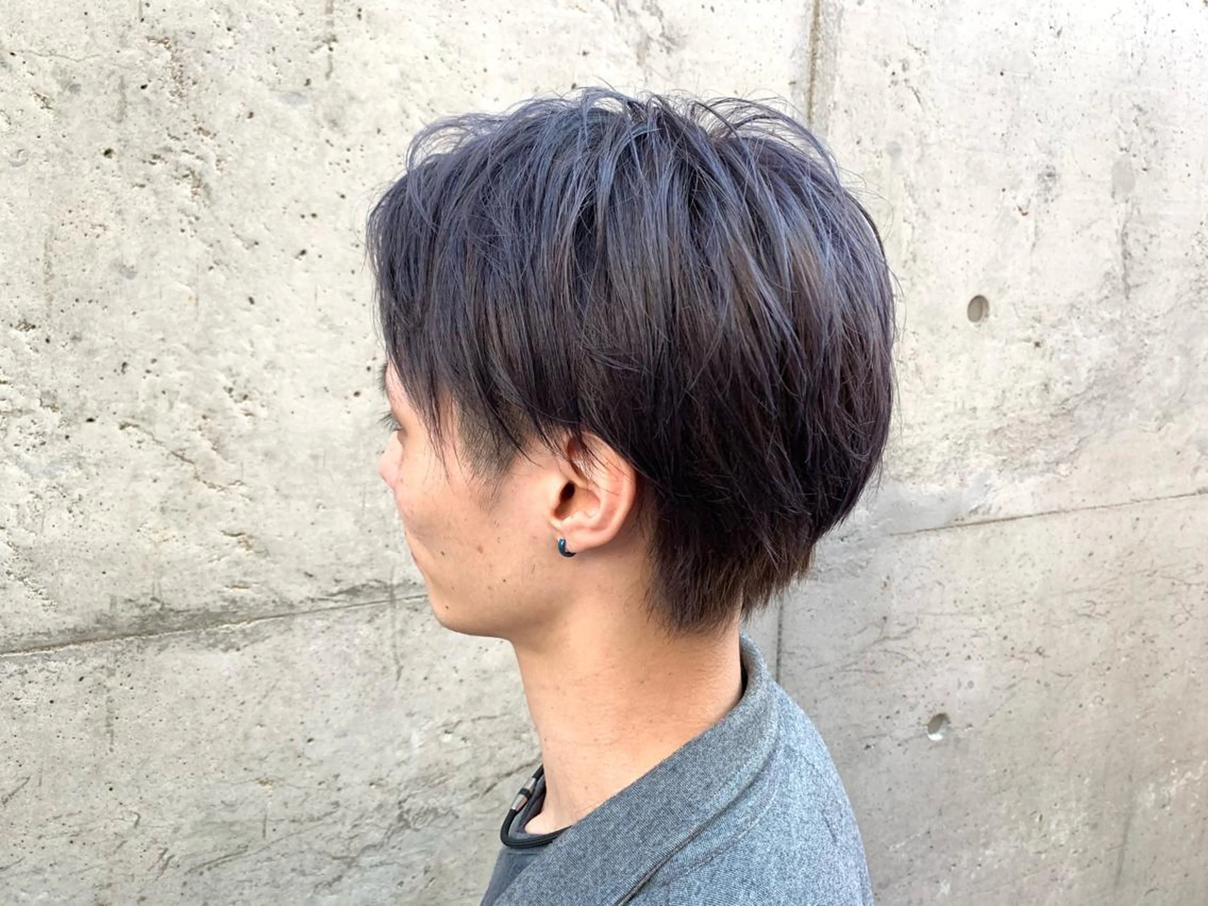 メンズ 透明感カラー 金村真子のヘアスタイル