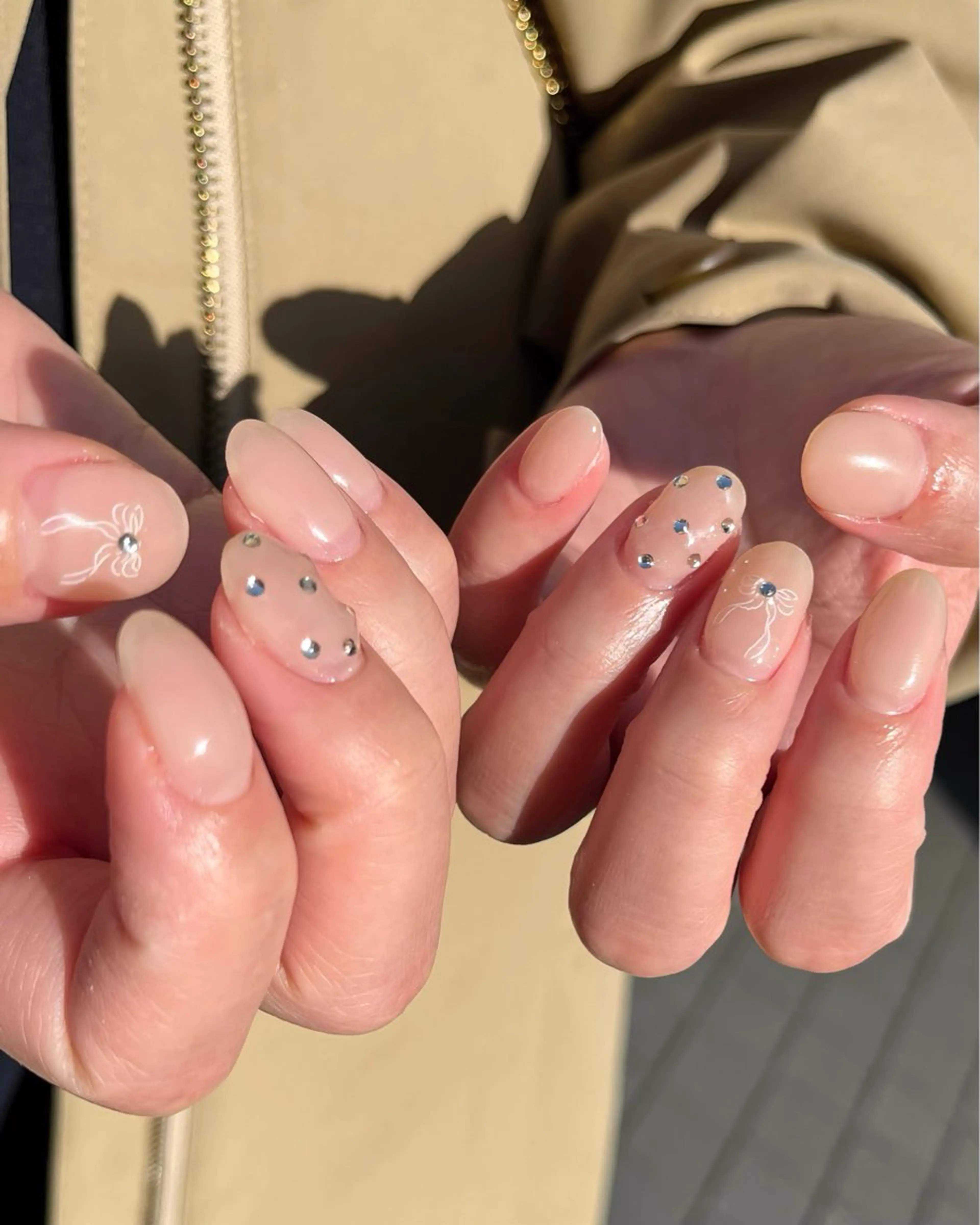 ネイル オーロラネイル チークネイル フレンチネイル 韓国ネイル 春ネイル ハンドネイル 🫧OPELIA NAIL渋谷🫧のネイルデザイン