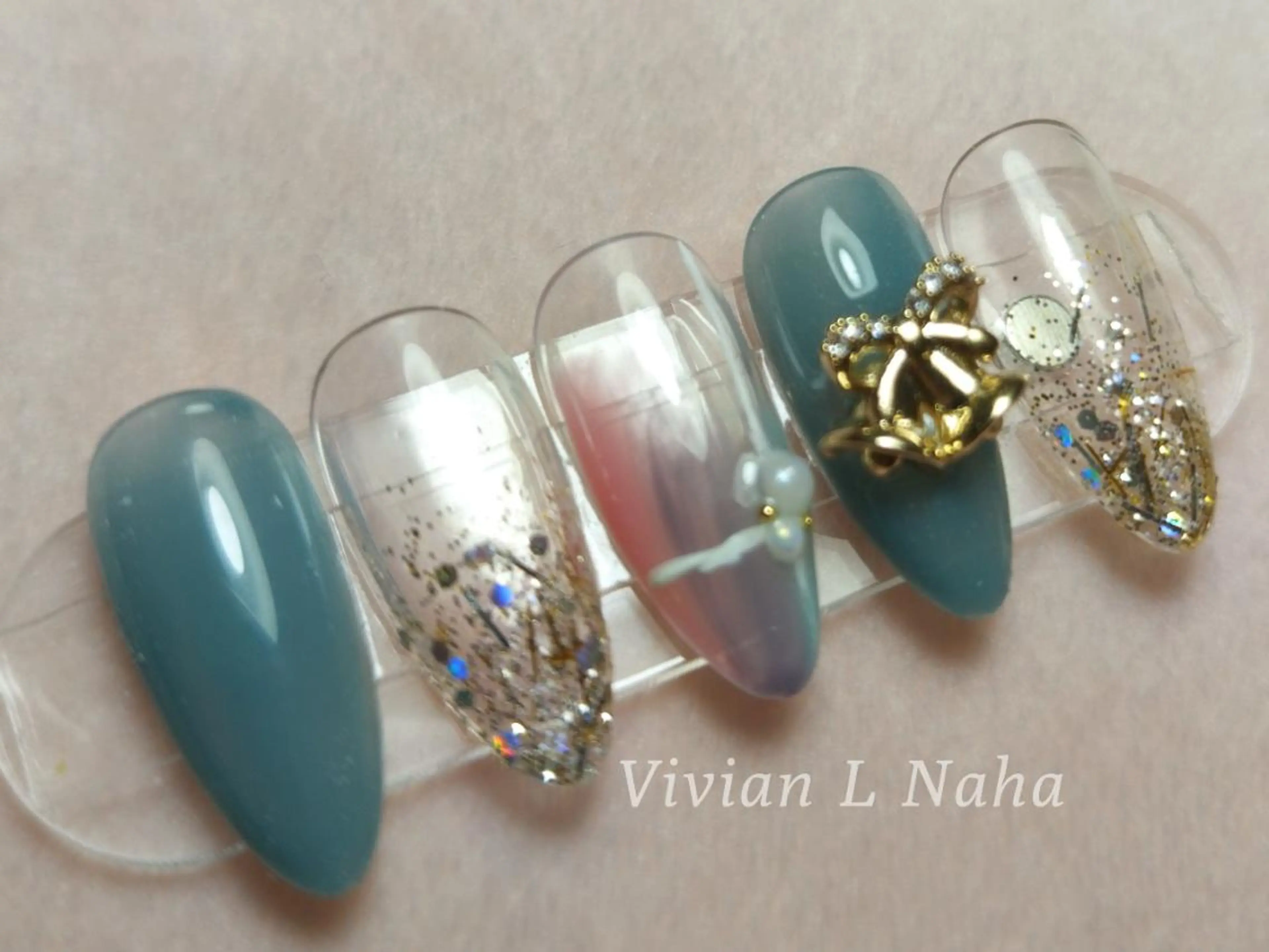 ネイル Vivian L NahaCecileのネイルデザイン