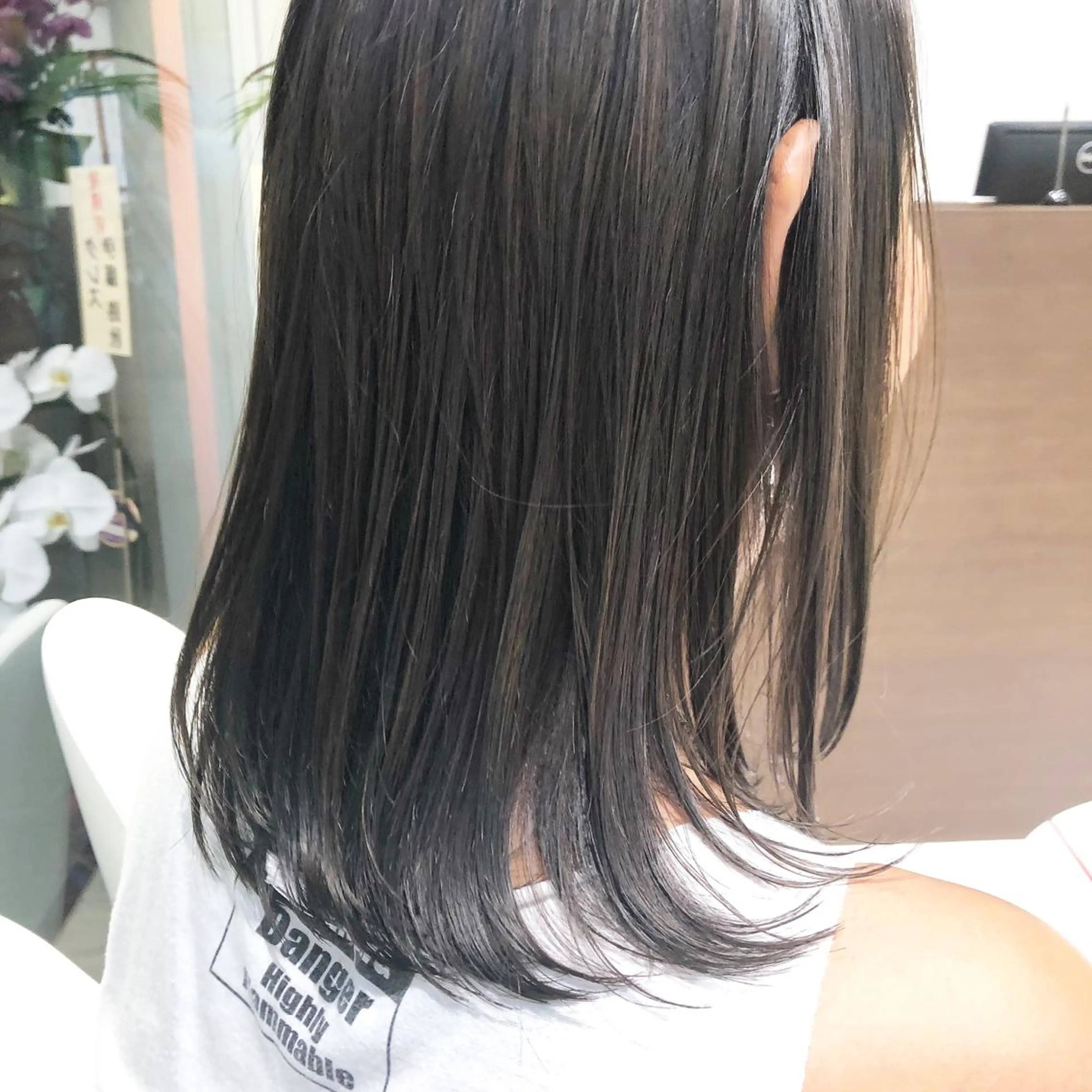 セミロング カラー アディクシーカラー グレージュ sano sayakaのヘアスタイル