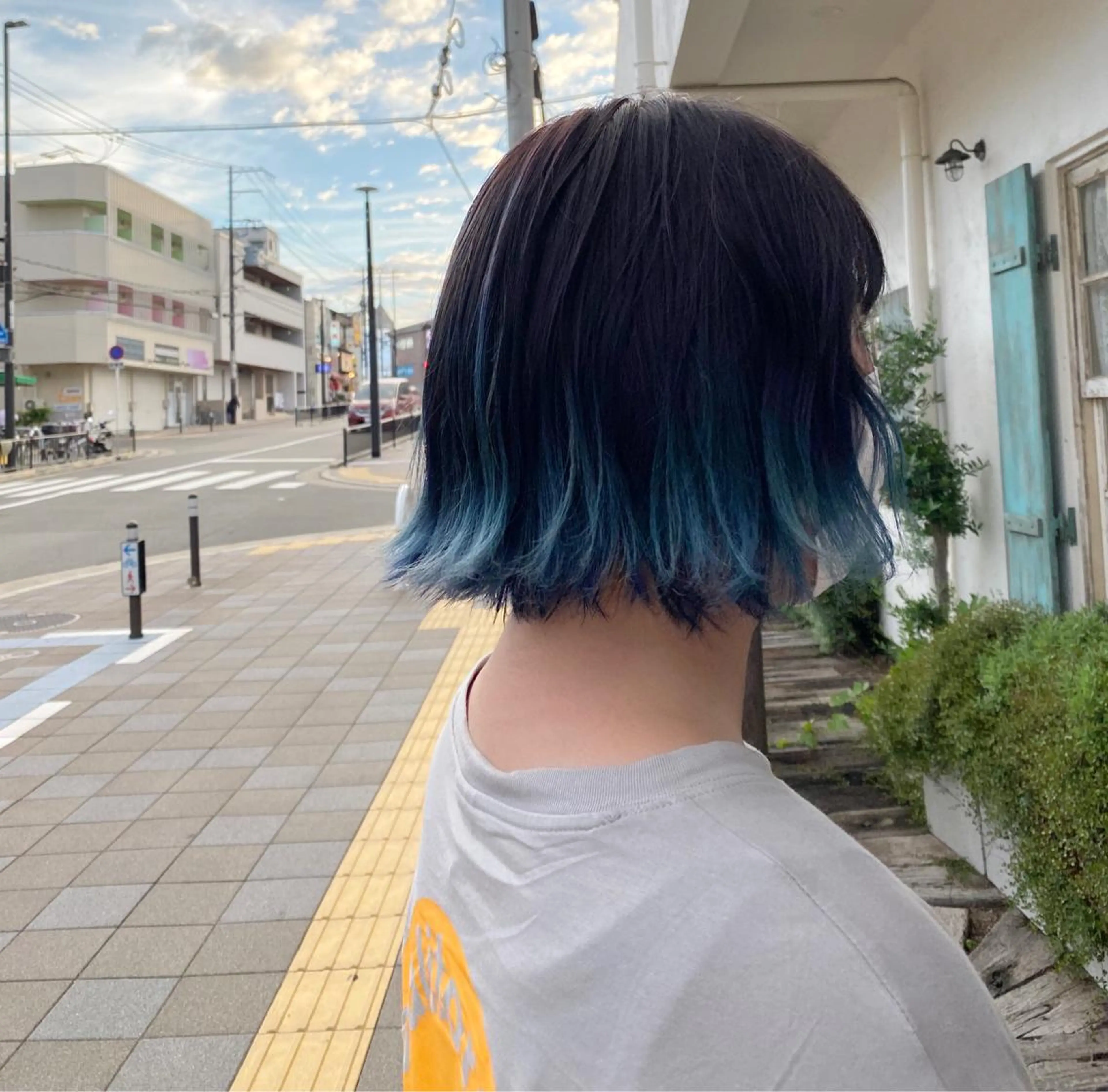 ショート カラー ブリーチ グラデーションカラー 橋本 しゅうまのヘアスタイル