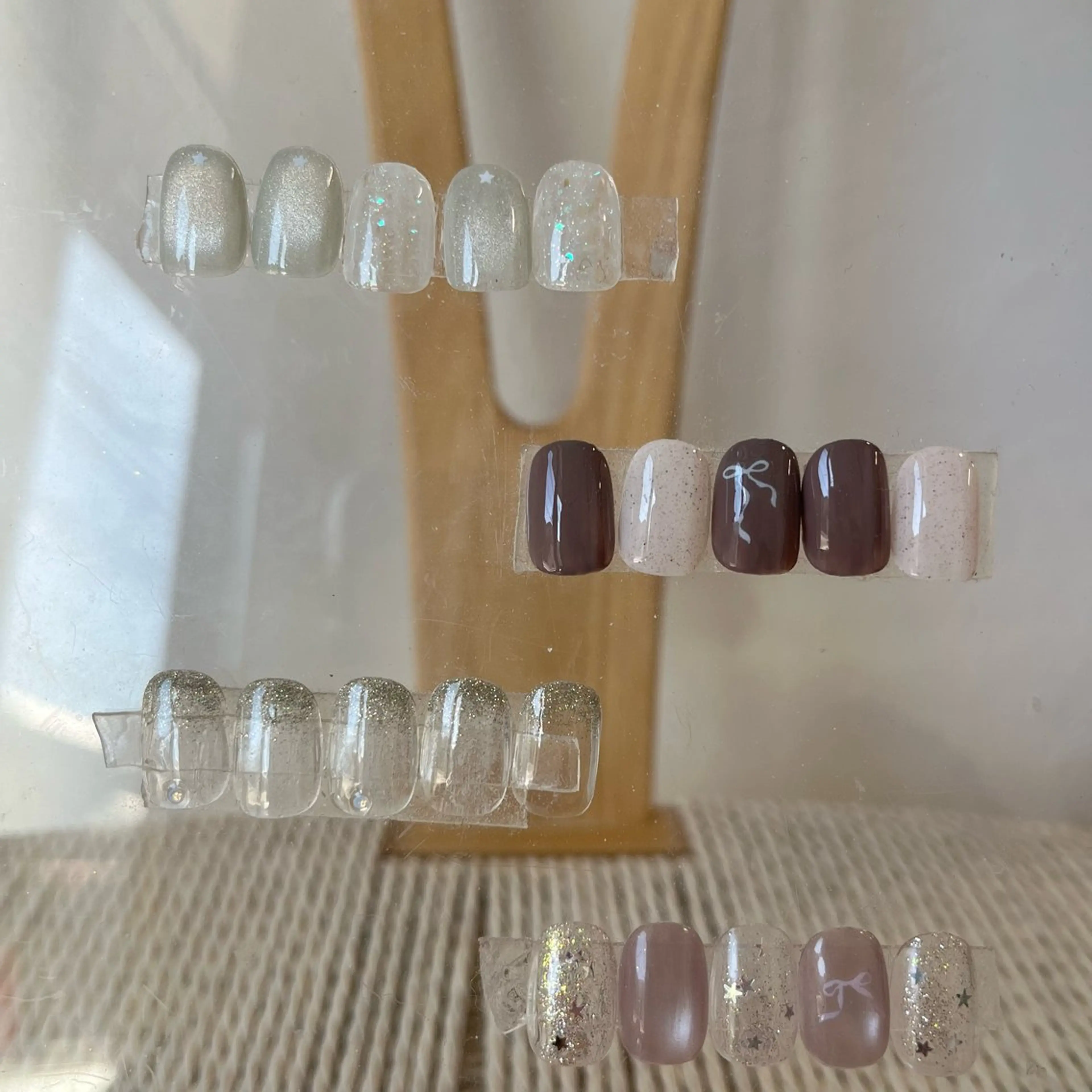 ネイル シンプルネイル ハンドネイル エレン 南越谷のネイルデザイン