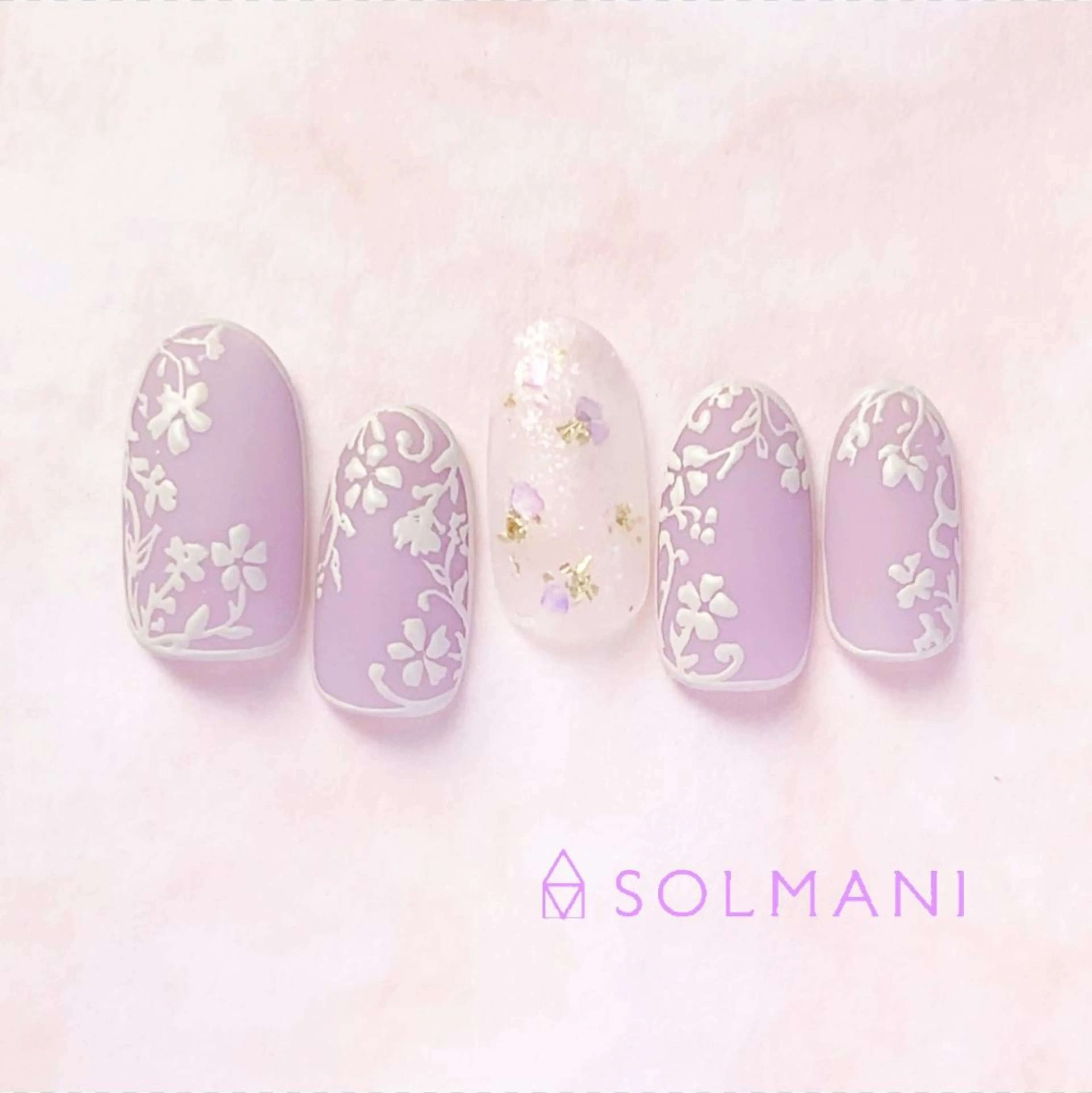 ネイル フラワーネイル SOLMANI 予約担当のネイルデザイン