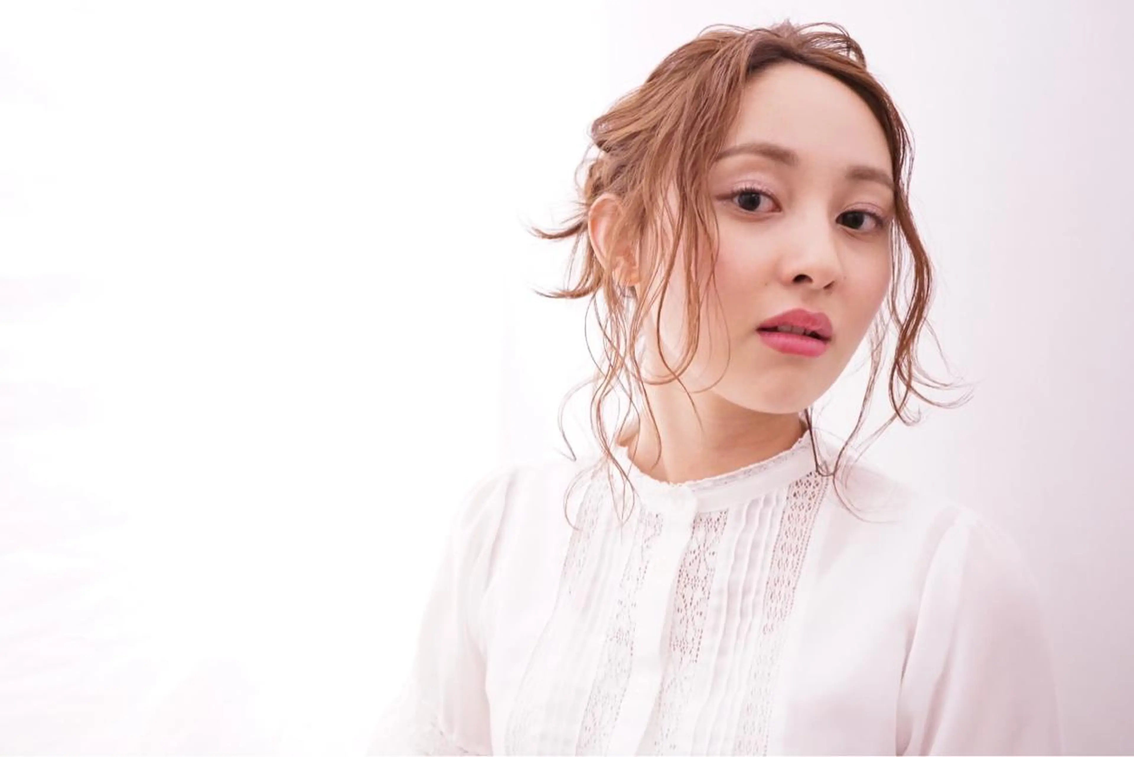 セミロング カラー パーマ ヘアアレンジ カット ヘアカラー パーマ 可愛いを作る神 ナオヒロのヘアスタイル