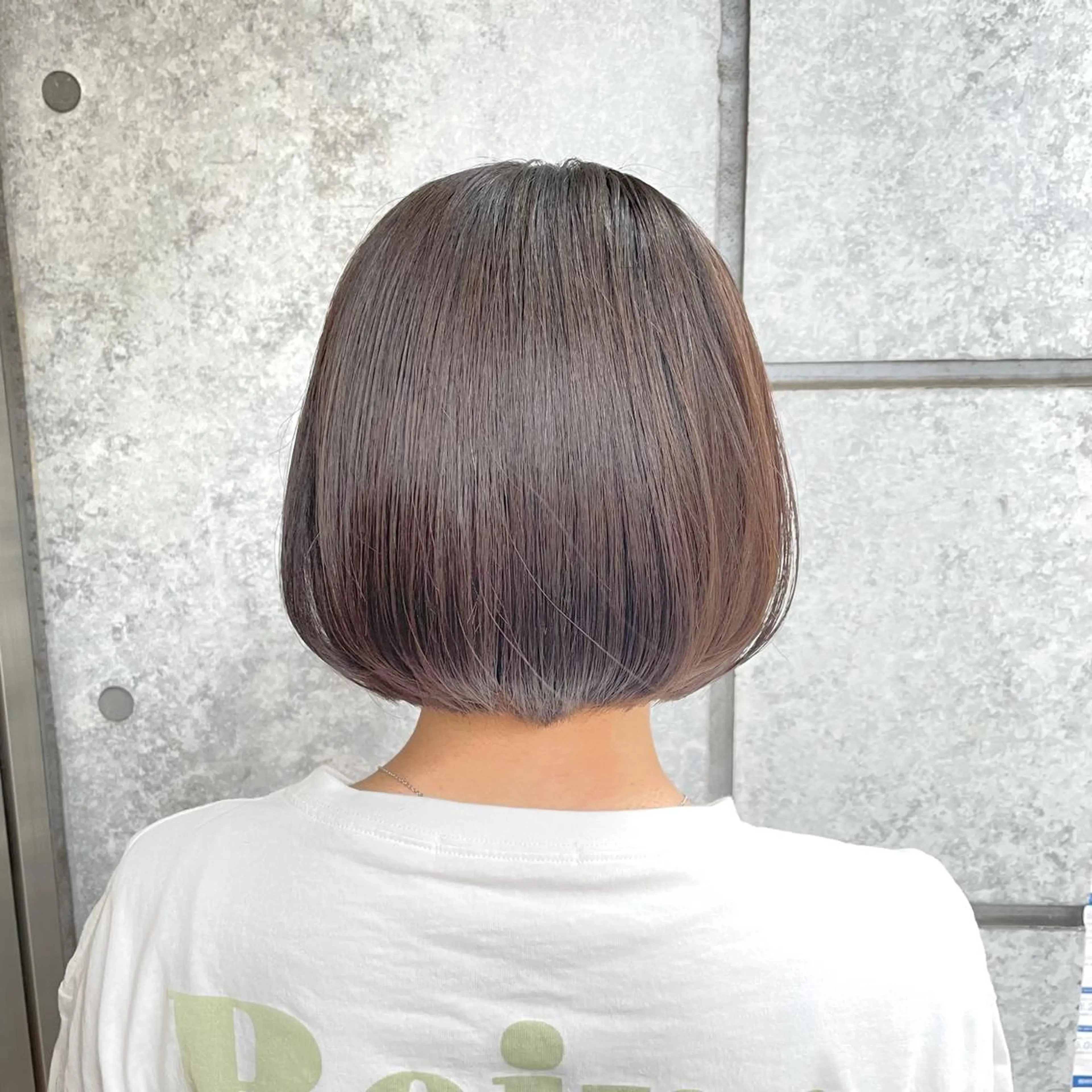 ショート カラー ヘアアレンジ MiU所属・韓国×髪質改善×美髪 縮毛矯正×レイヤーのヘアスタイル