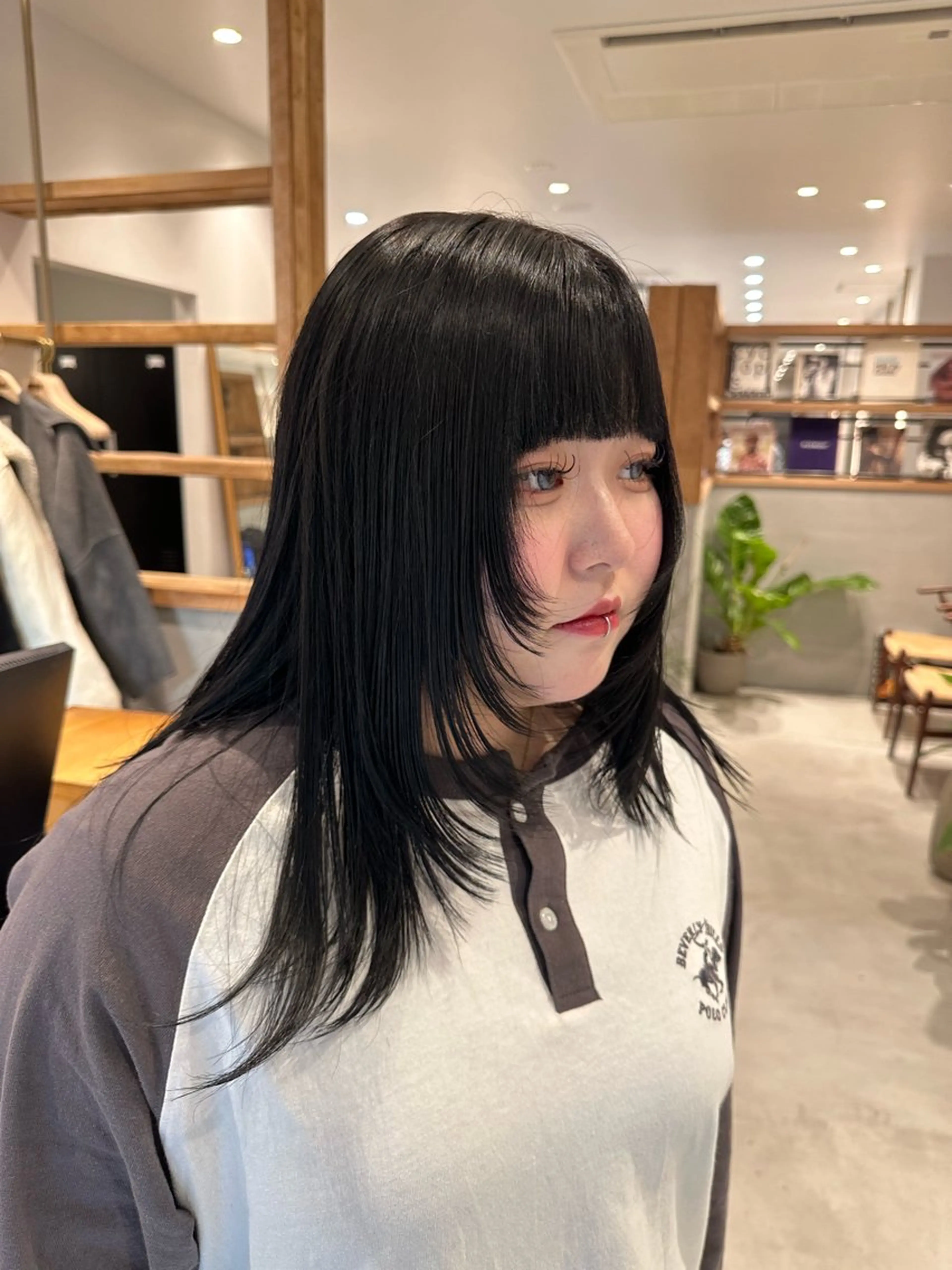 セミロング カラー カット ヘアカラー 井村 晃琉のヘアスタイル