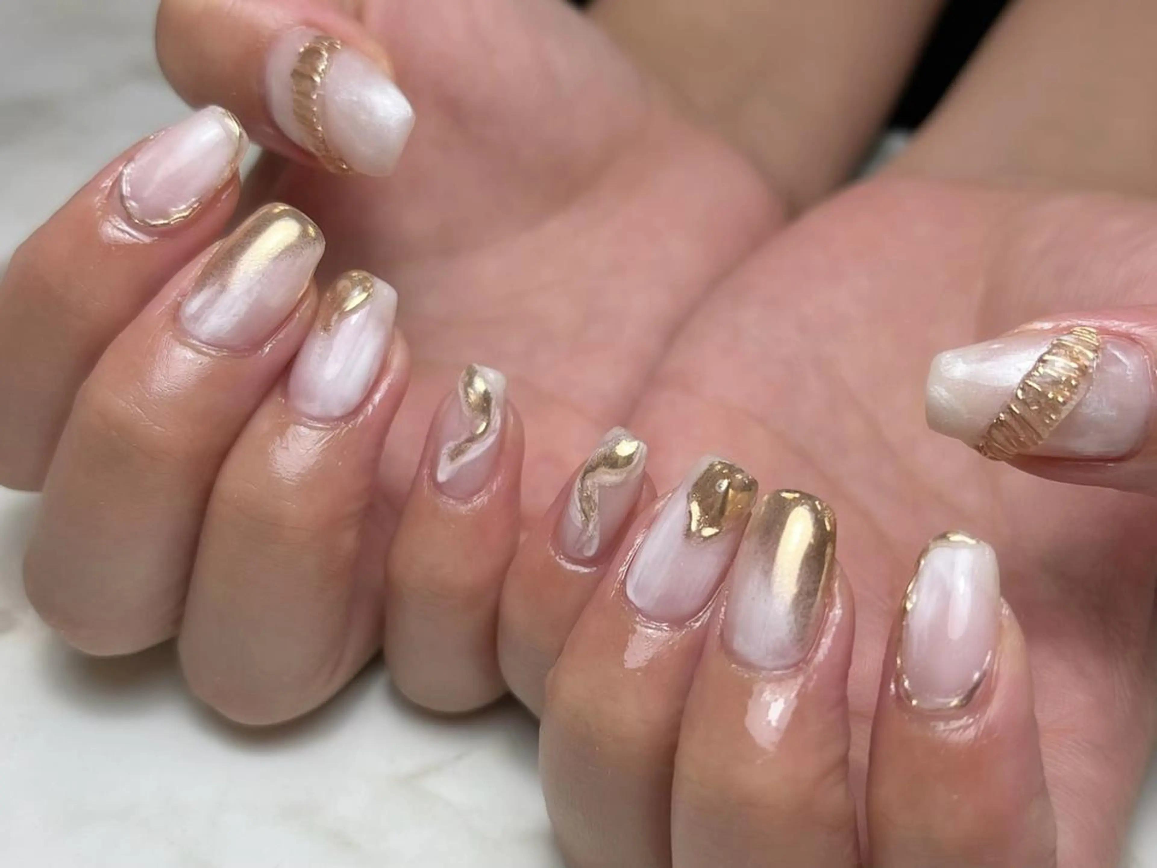 ネイル アートネイル ニュアンスネイル Ellie Nail Honamiのネイルデザイン