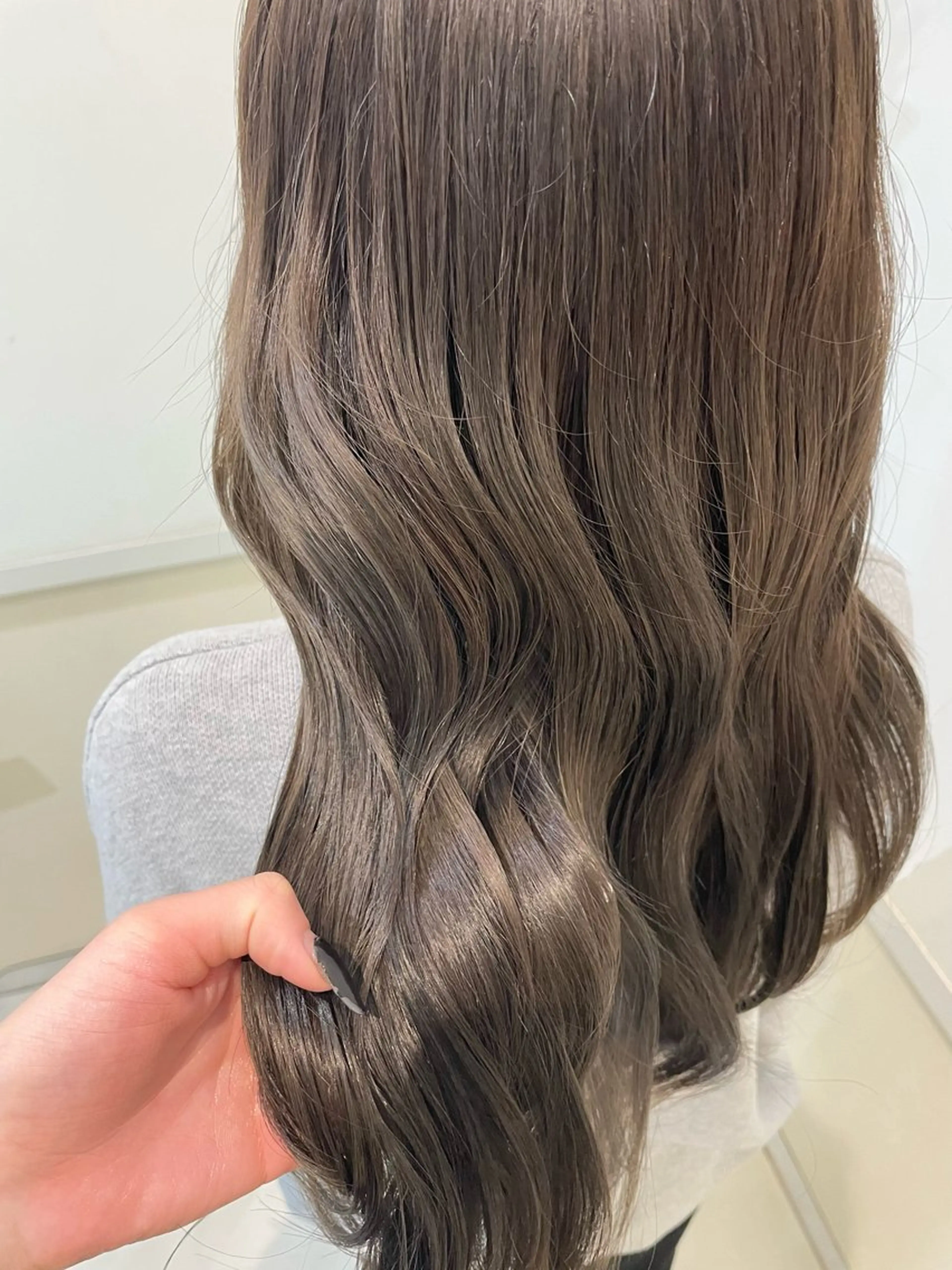 ロング カラー カット ヘアカラー トリートメント 髪質改善カラー🤍 エクステ✨君島由実子のヘアスタイル